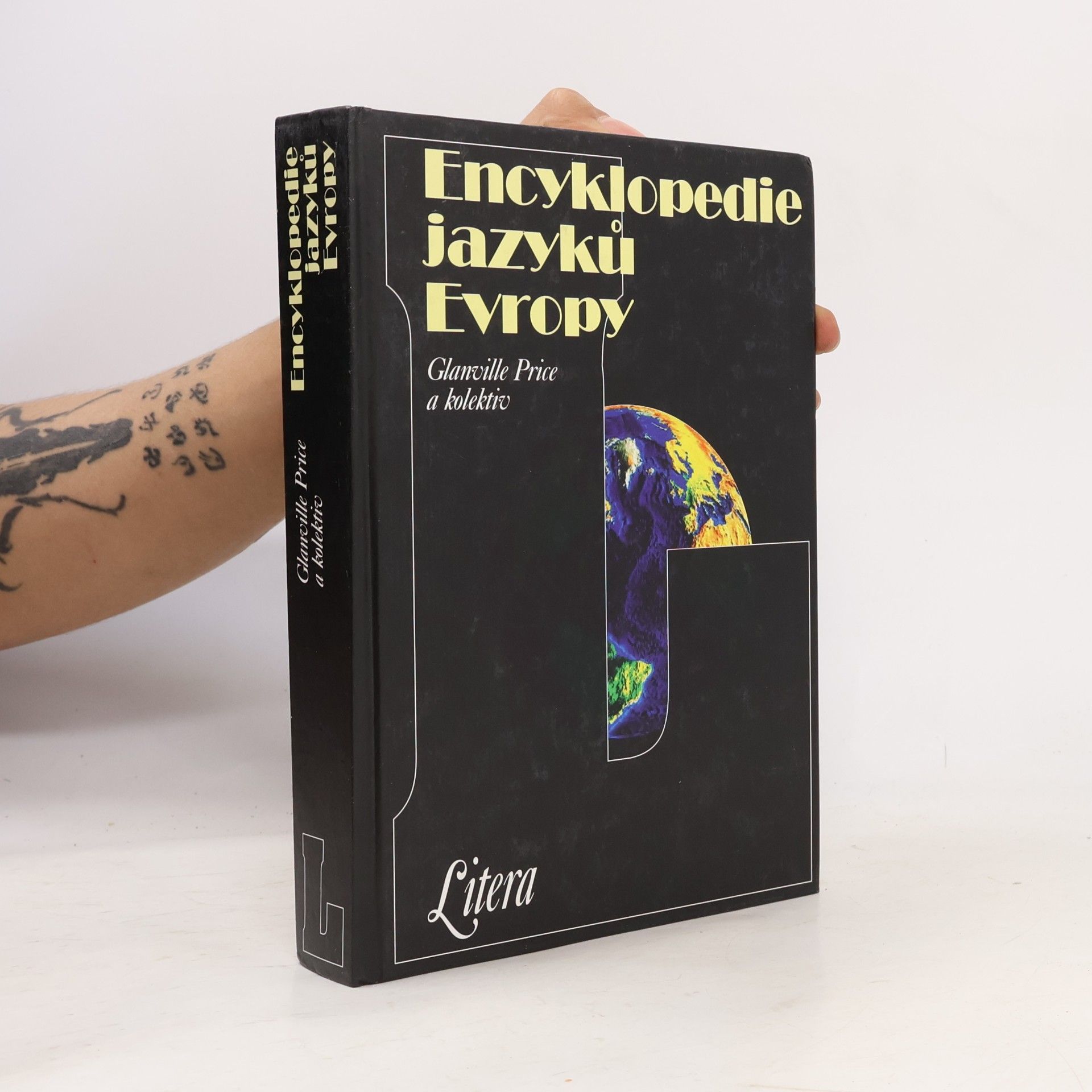 Glanville Price Encyklopedie jazyků Evropy