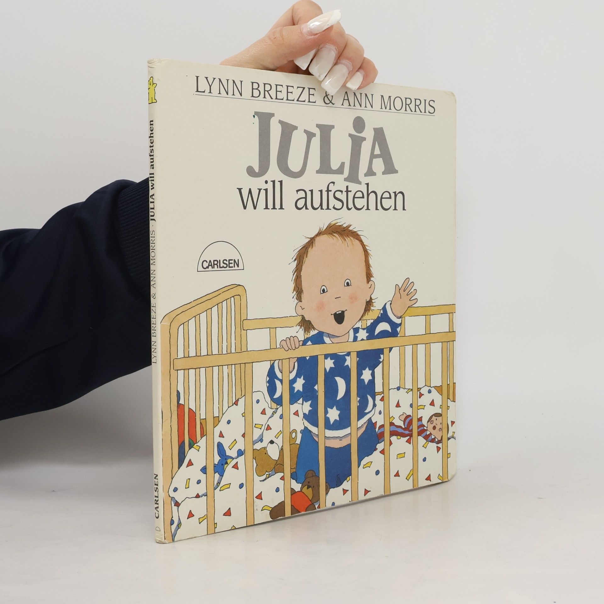 Julia will aufstehen