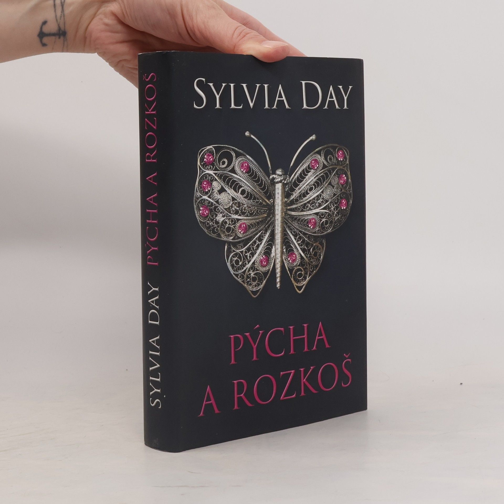 Sylvia Day Pýcha a rozkoš