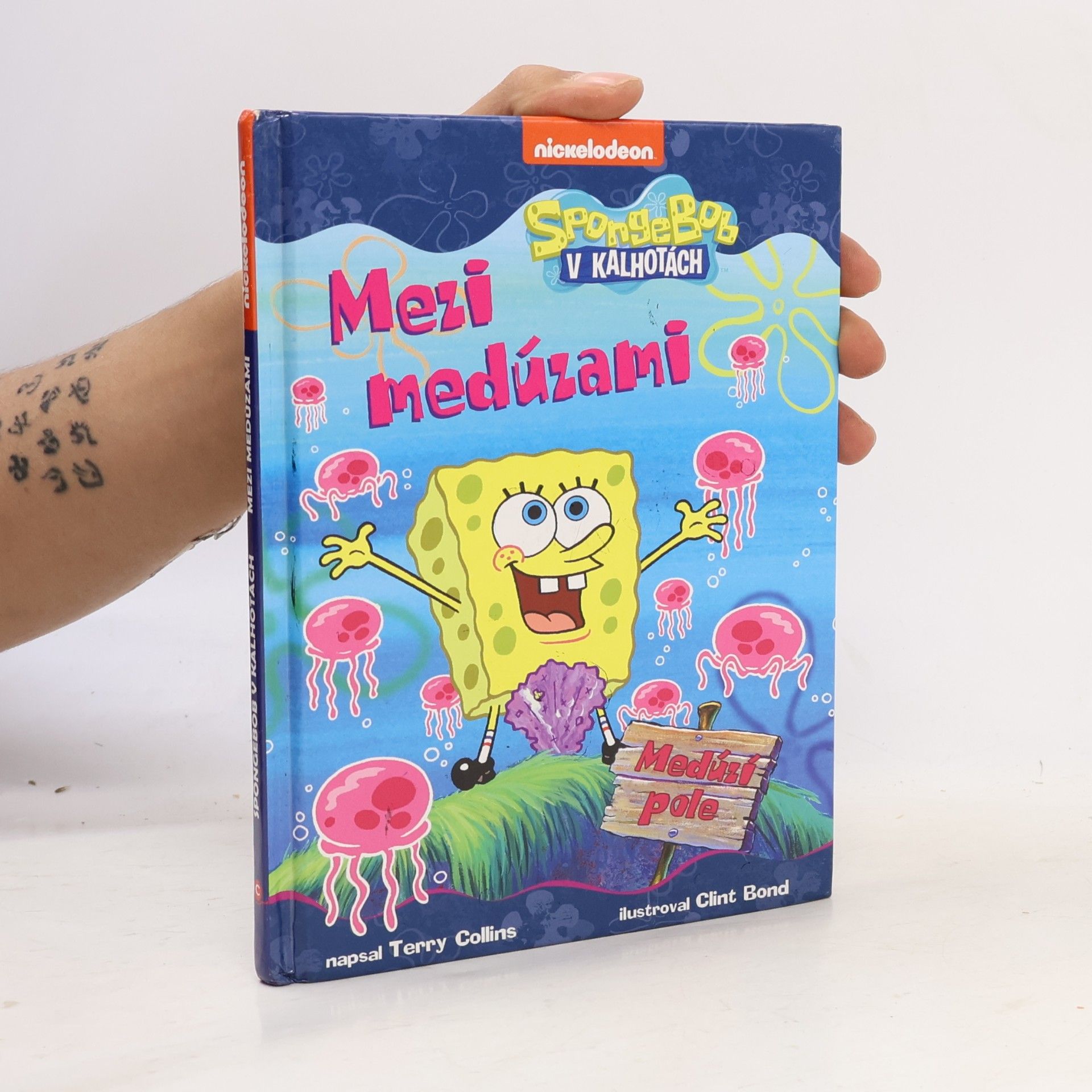 Terry Collins SpongeBob mezi medúzami