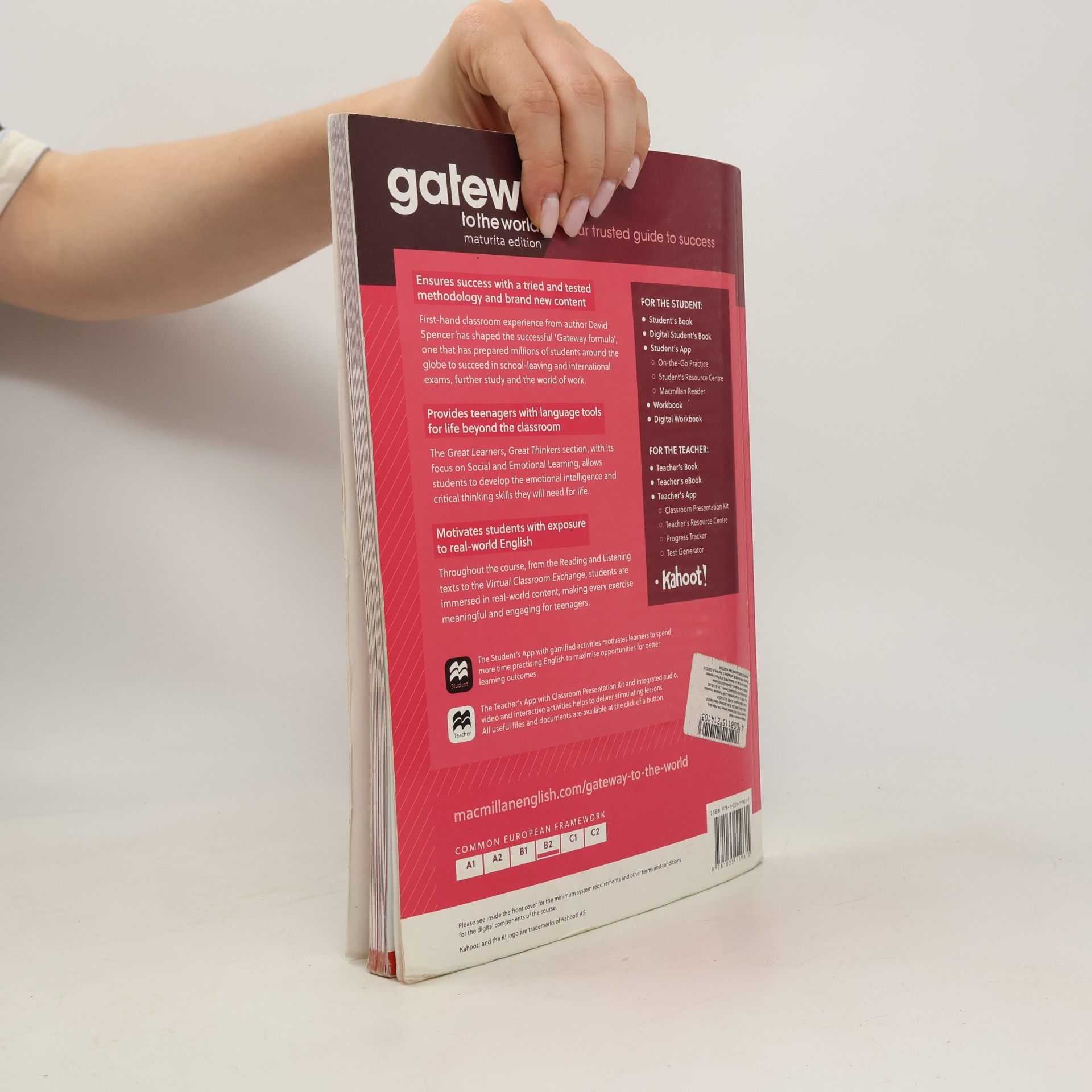 David Spencer Gateway to the World : Maturita Edition. B2. Student's book