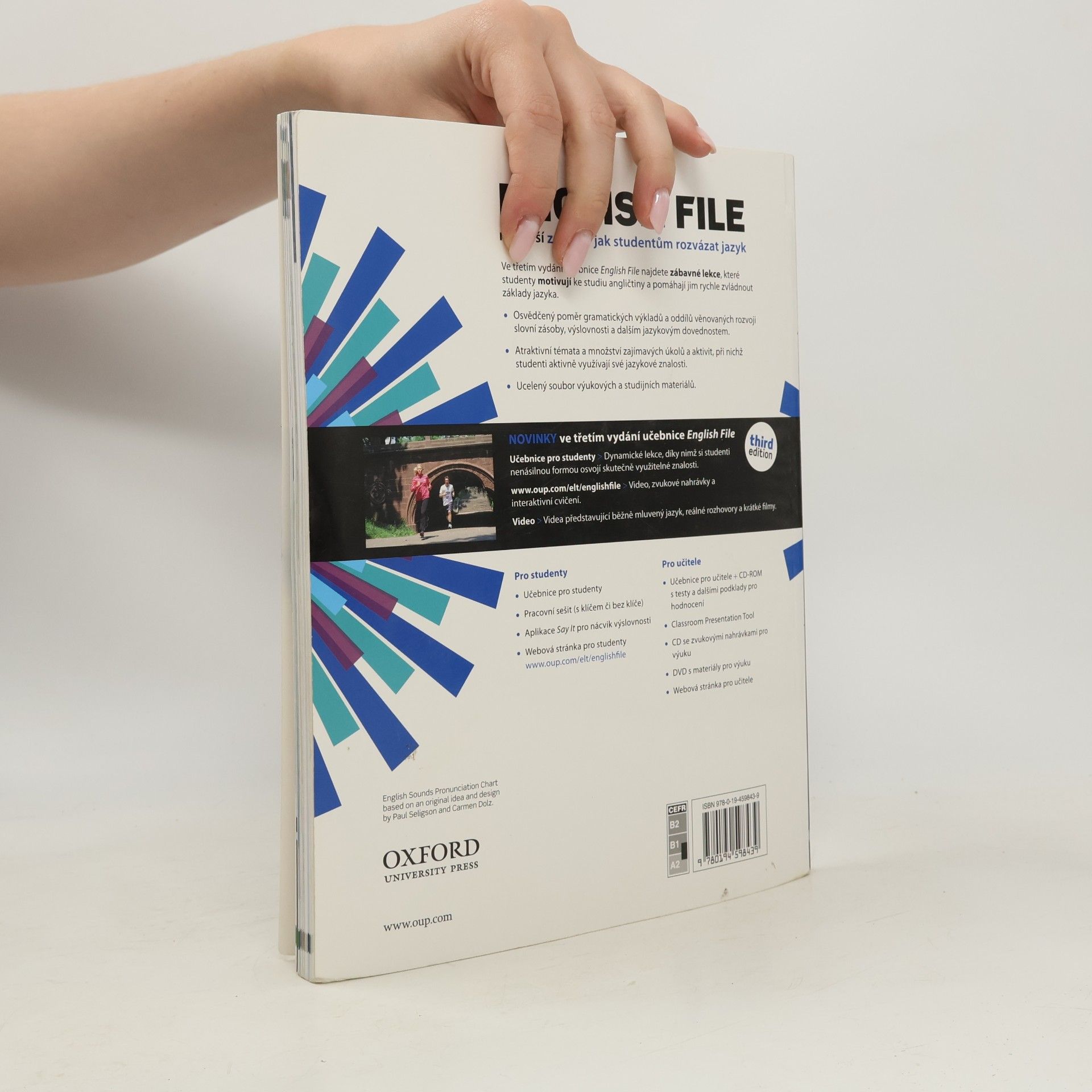 Christina Latham-Koenig English file. Pre-intermediate. Student's book