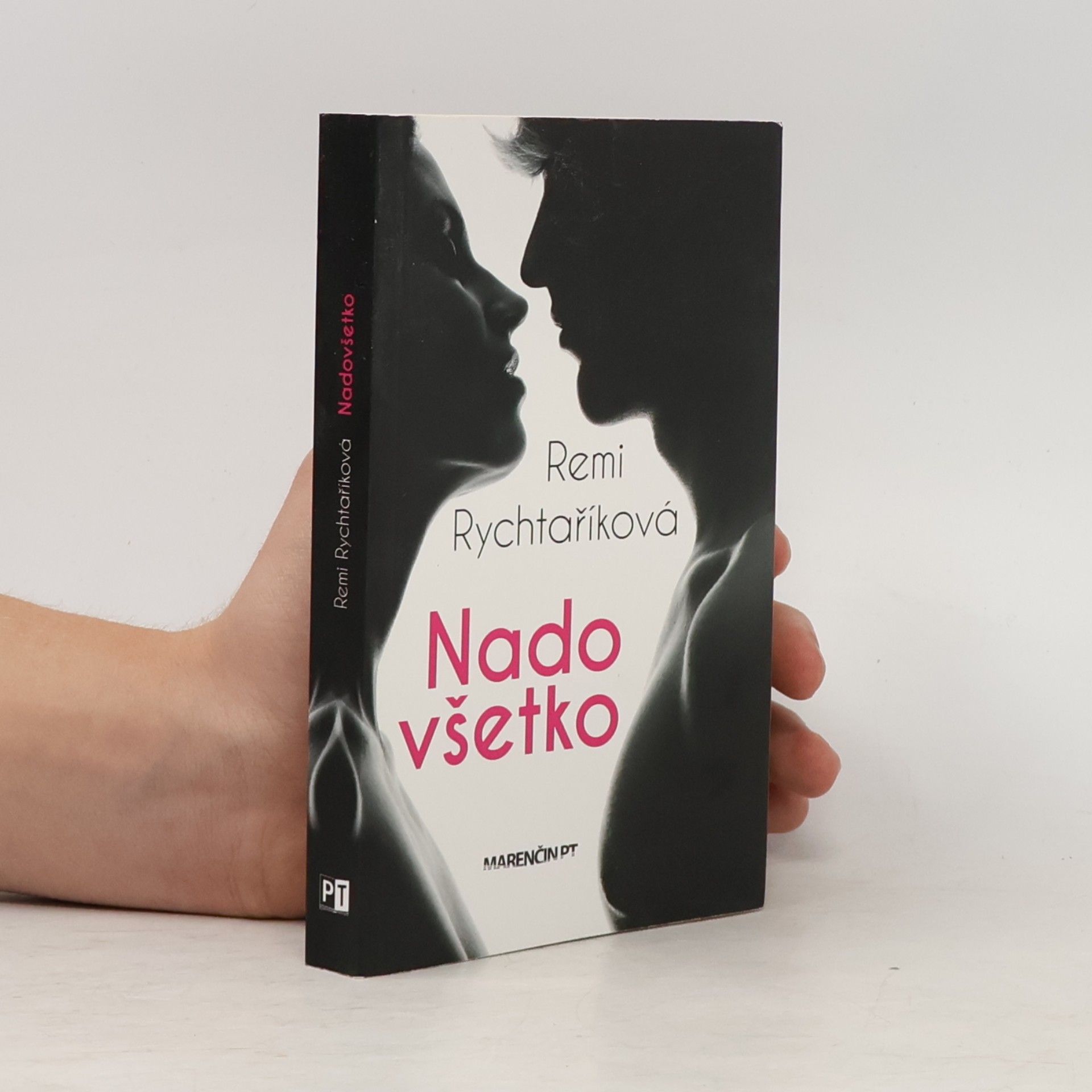 Remi Rychtaříková Nado všetko