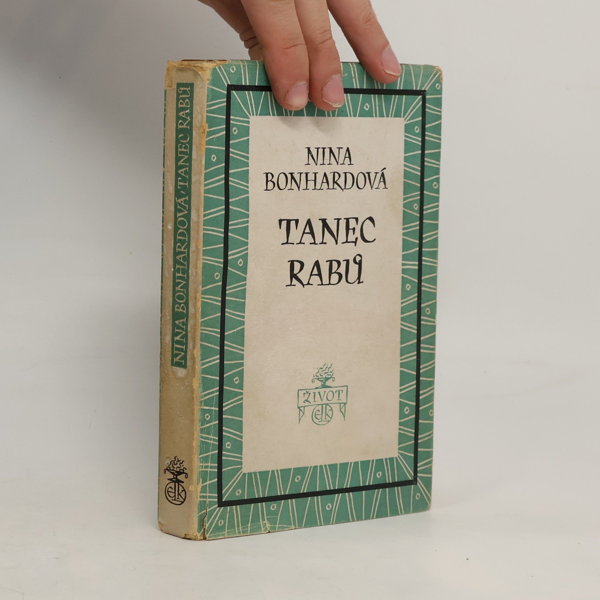 Nina Bonhardová TANEC RABŮ