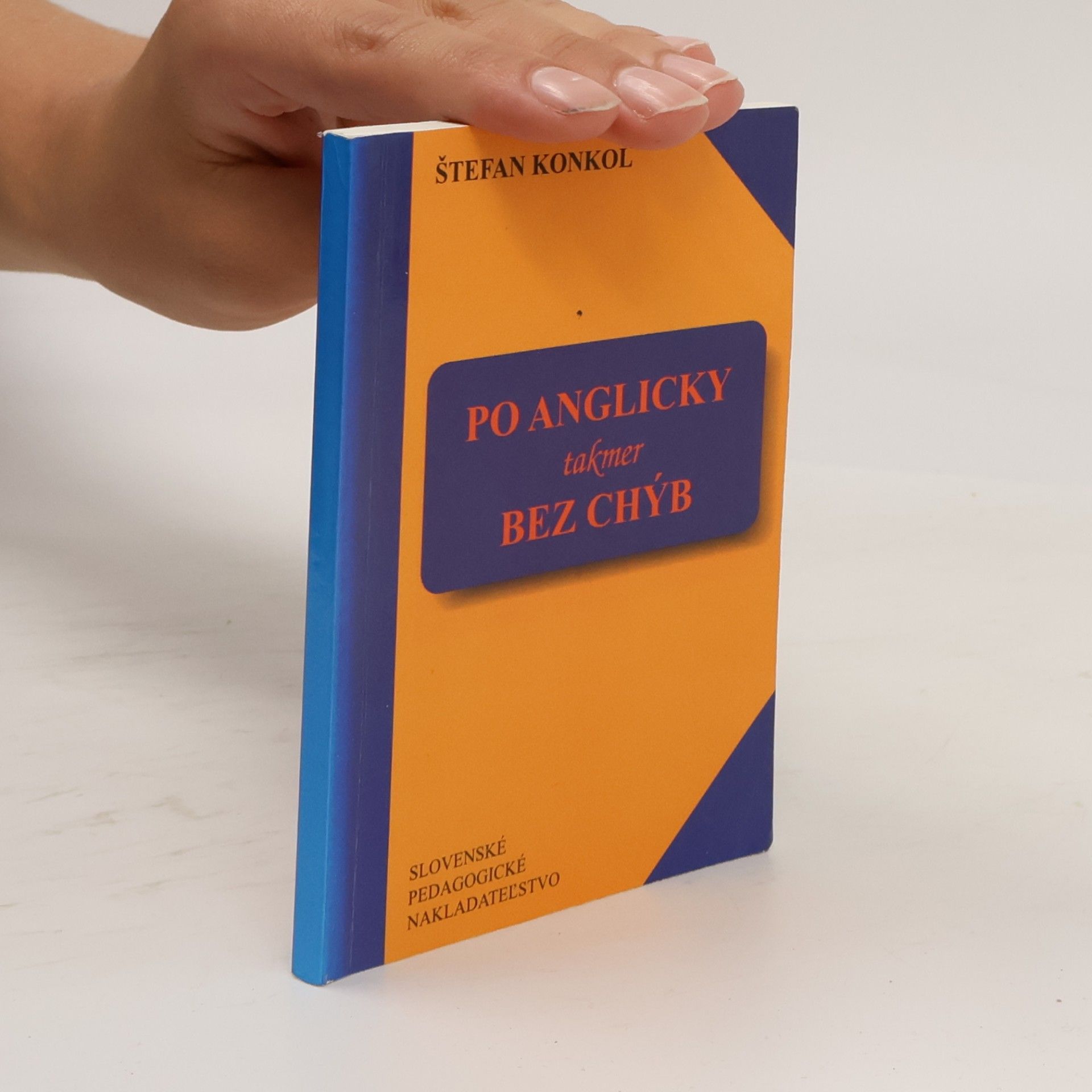 S. tefan Konkol Po anglicky takmer bez chýb