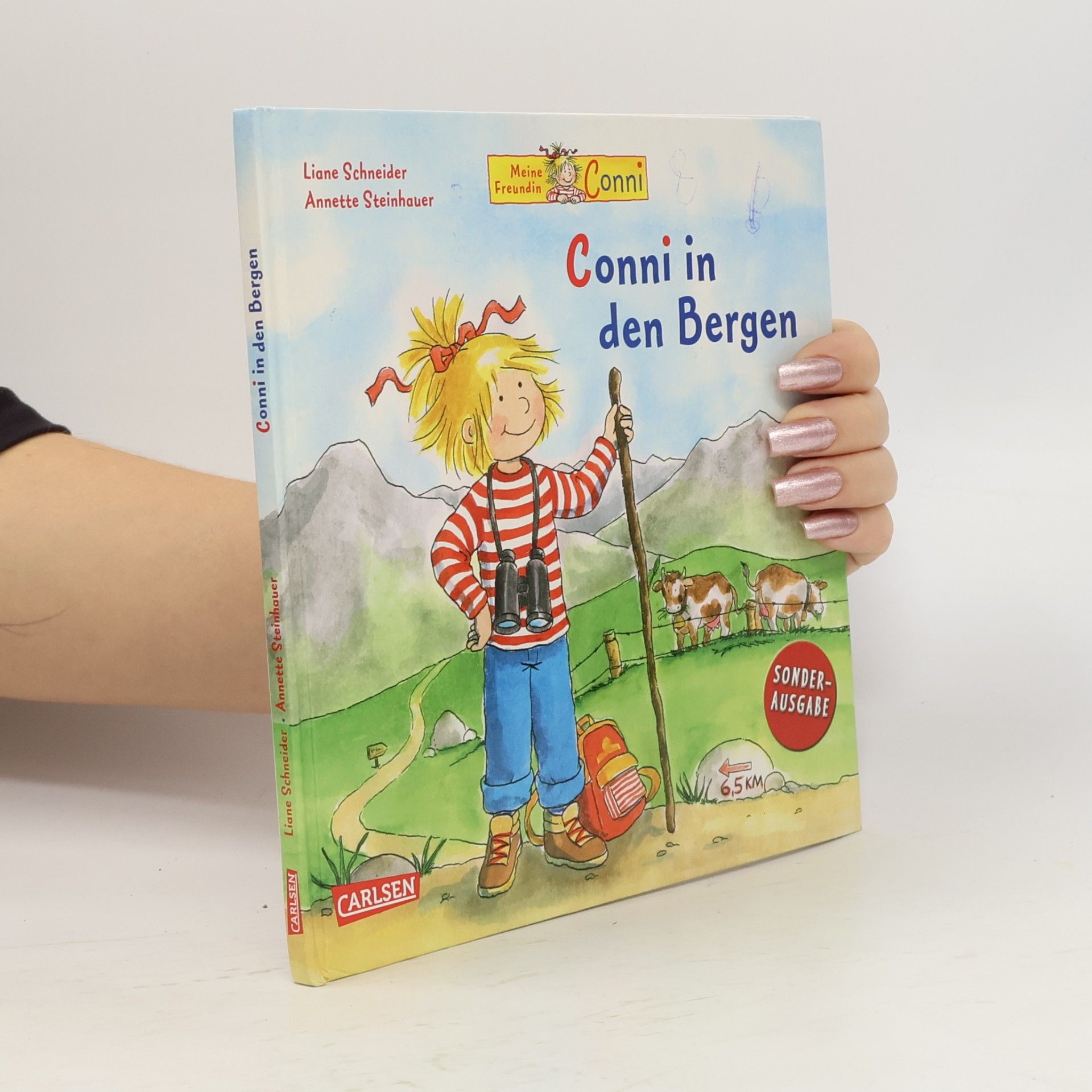 Conni in den Bergen