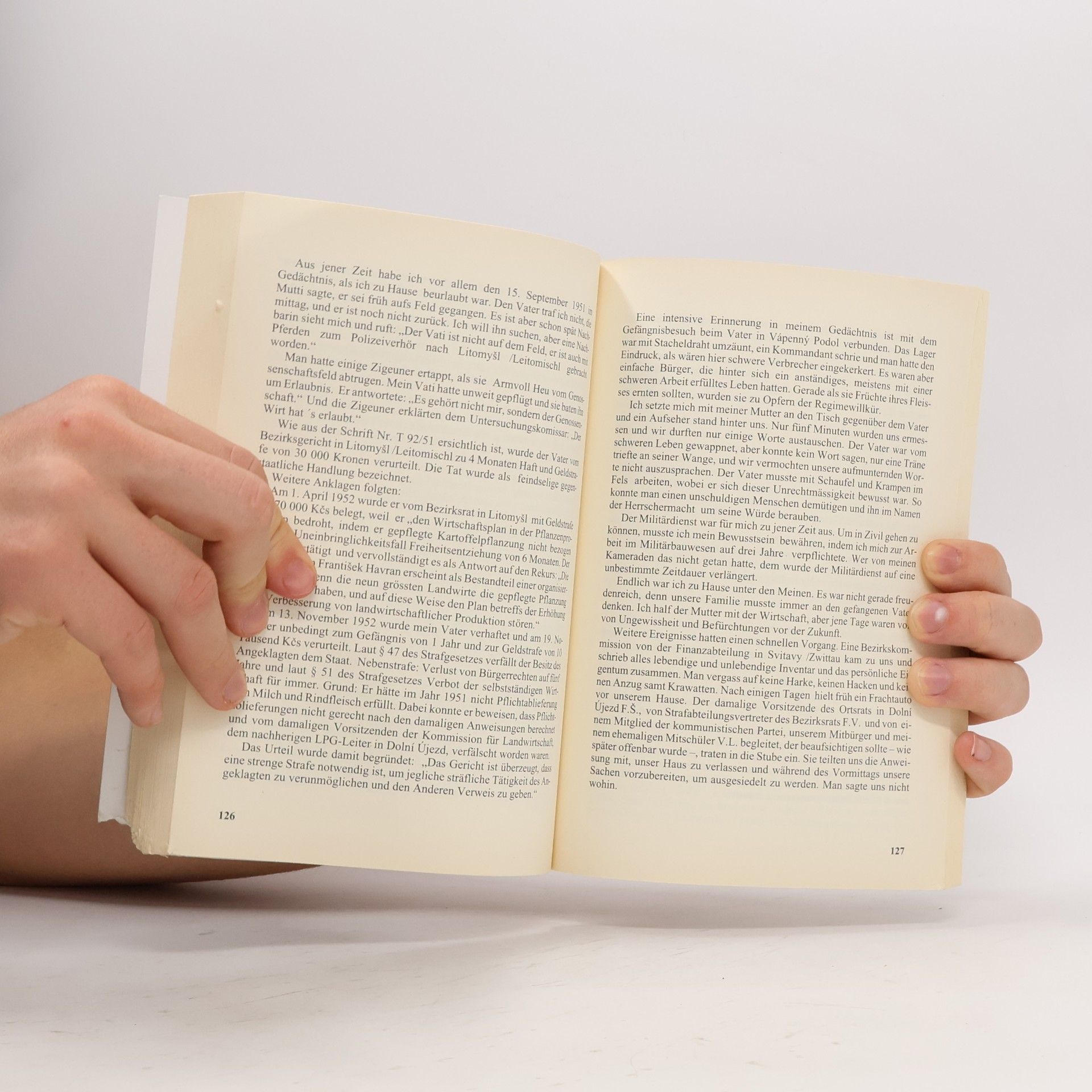Autorenkollektiv Mosaiksteinchen 4. Kamínky. Kleine Zeugnisse über die Christenverfolgung in der Zeit der kommunistischen Totalität und über ihre Bemühungen um die Freiheit und das Wohl des Vaterlandes