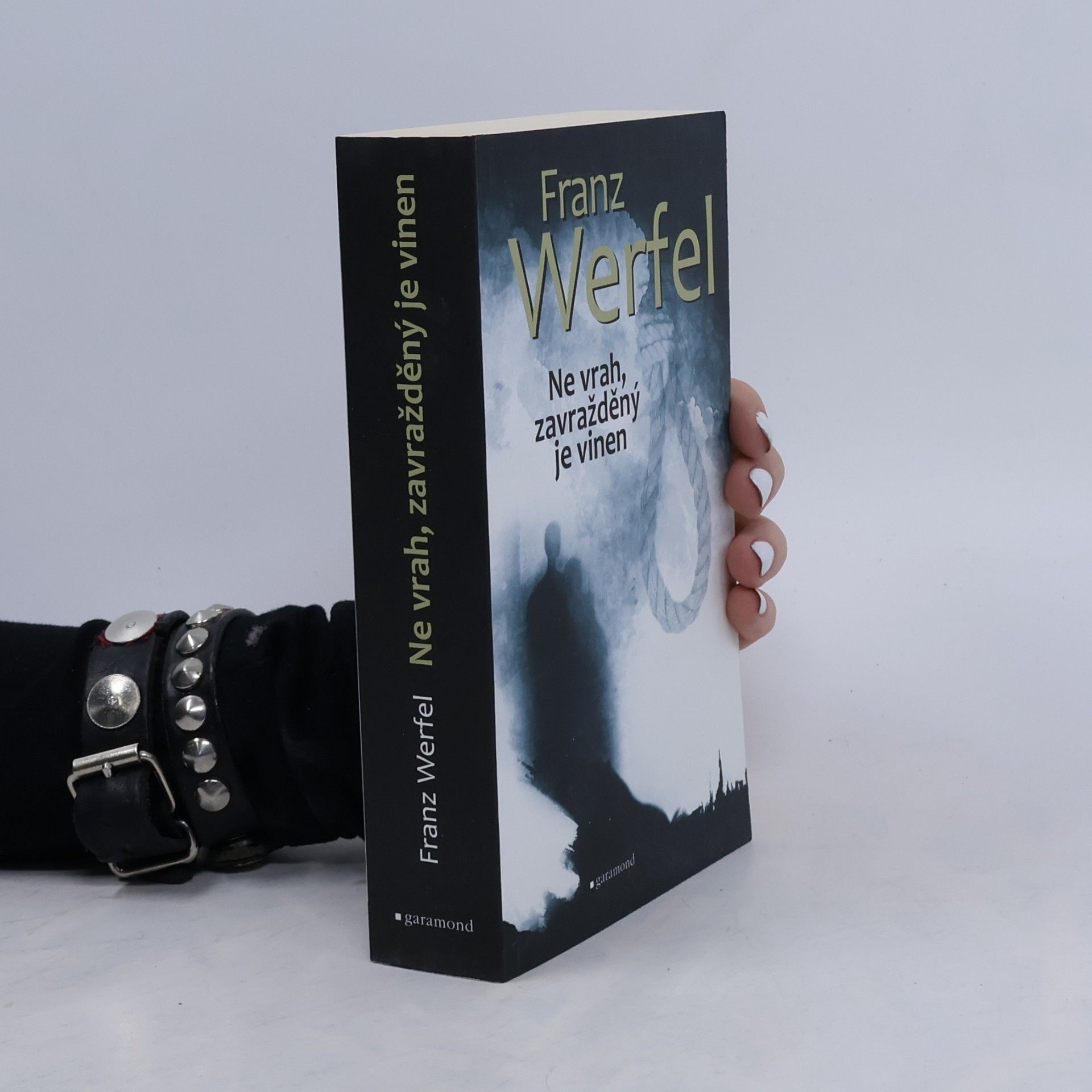 Franz Werfel Ne vrah, zavražděný je vinen