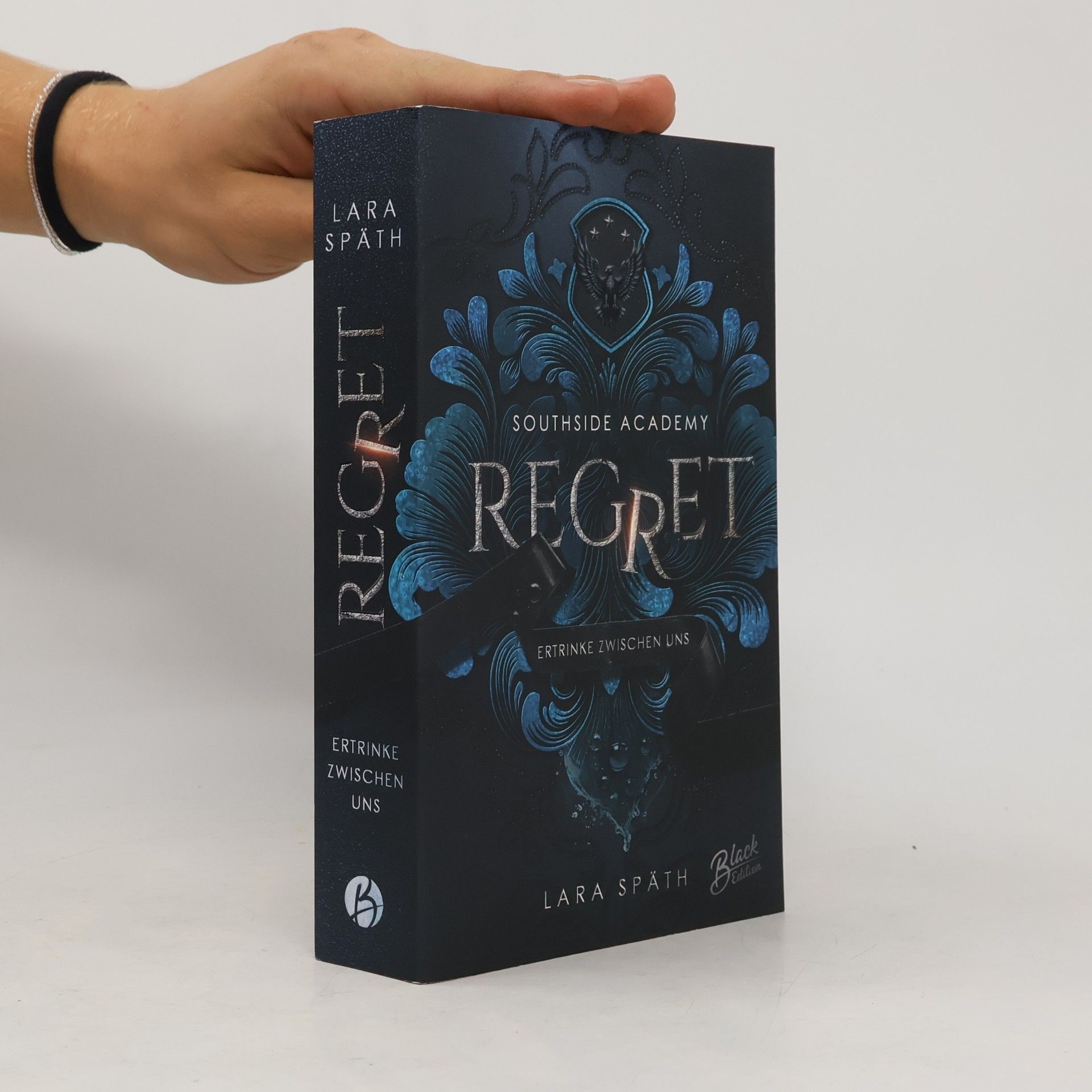 Lara Späth Regret