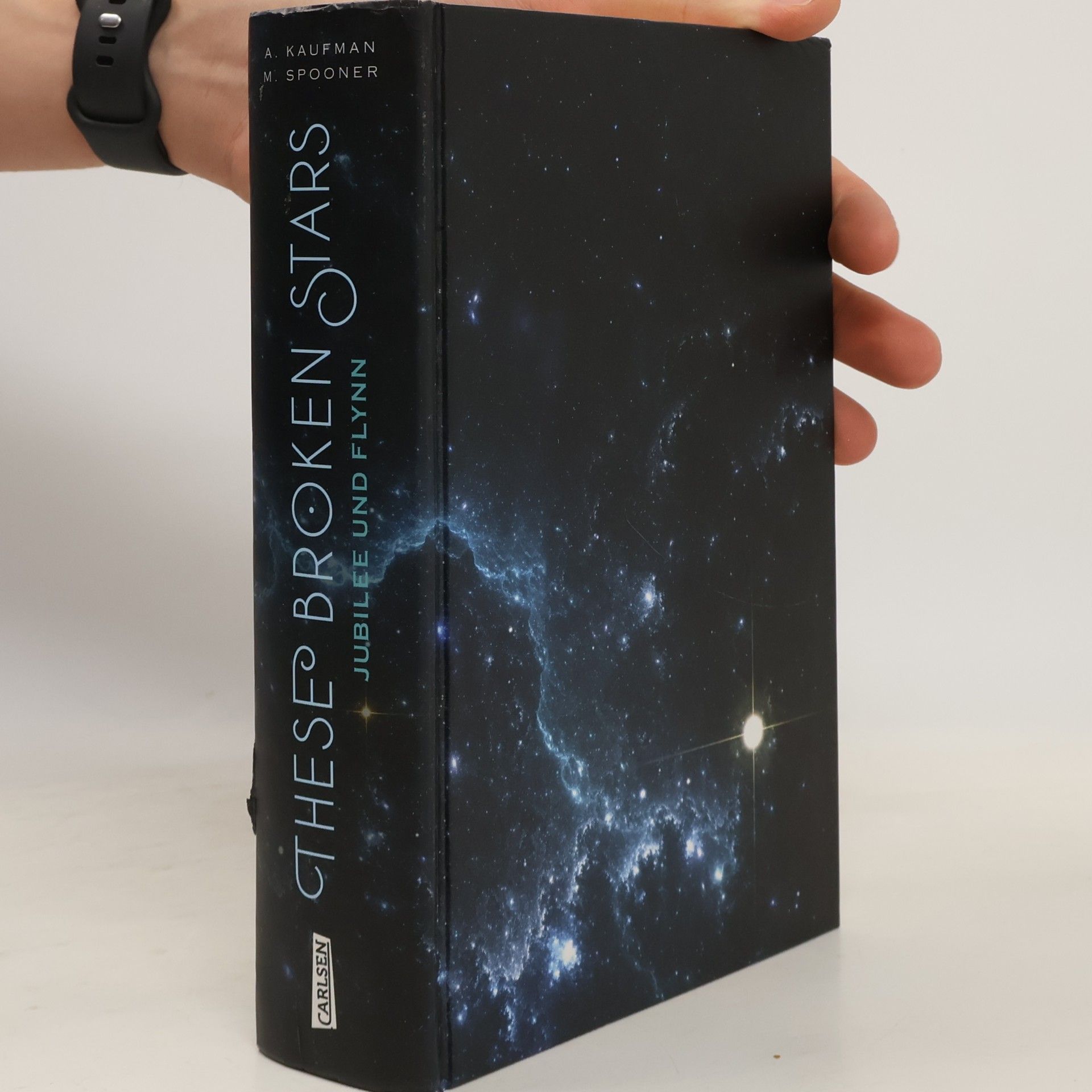 Amie Kaufman These Broken Stars - Jubilee und Flynn
