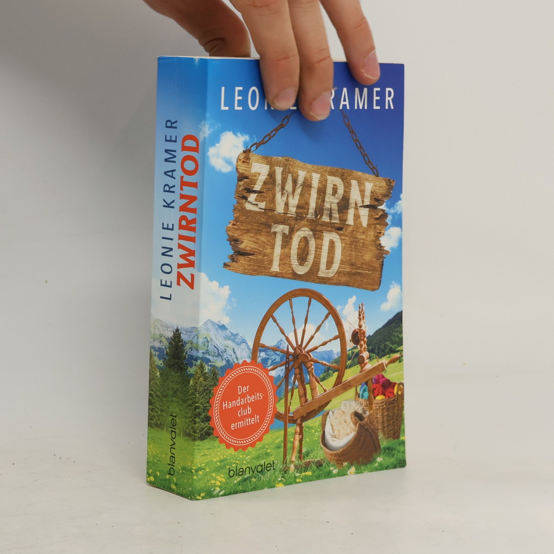Leonie Kramer Zwirntod / Der Handarbeitsclub ermittelt Bd.3