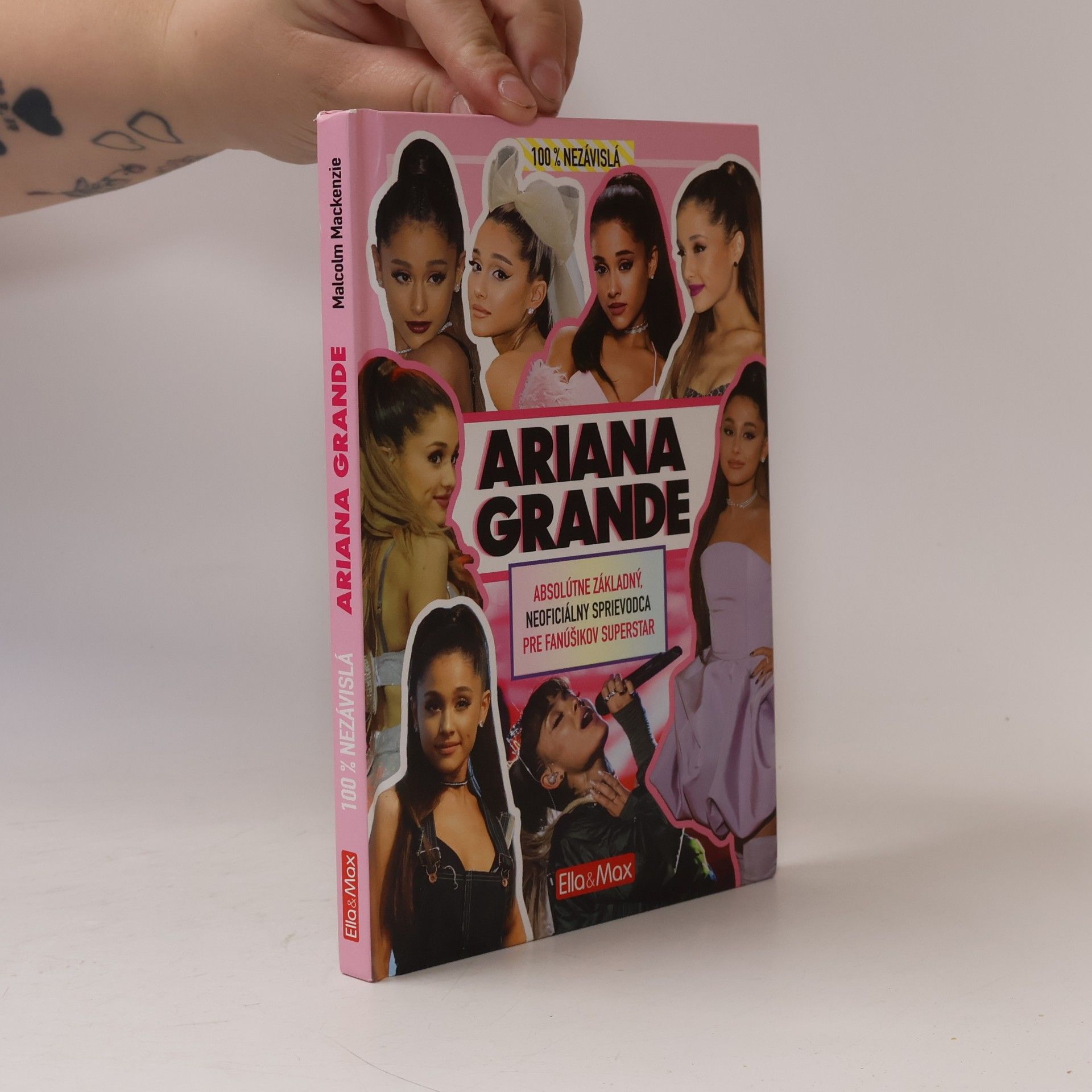 Malcolm Mackenzie 100% nezávislá Ariana Grande