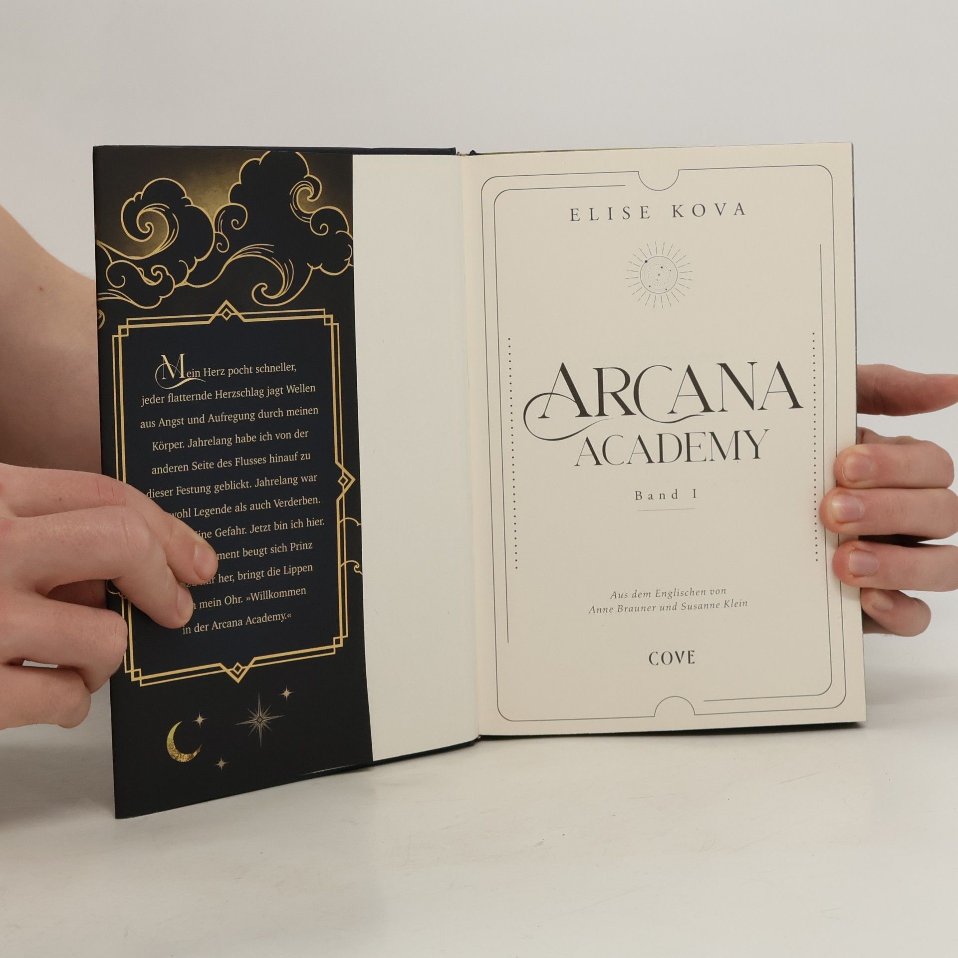Elise Kova Arcana Academy I.
