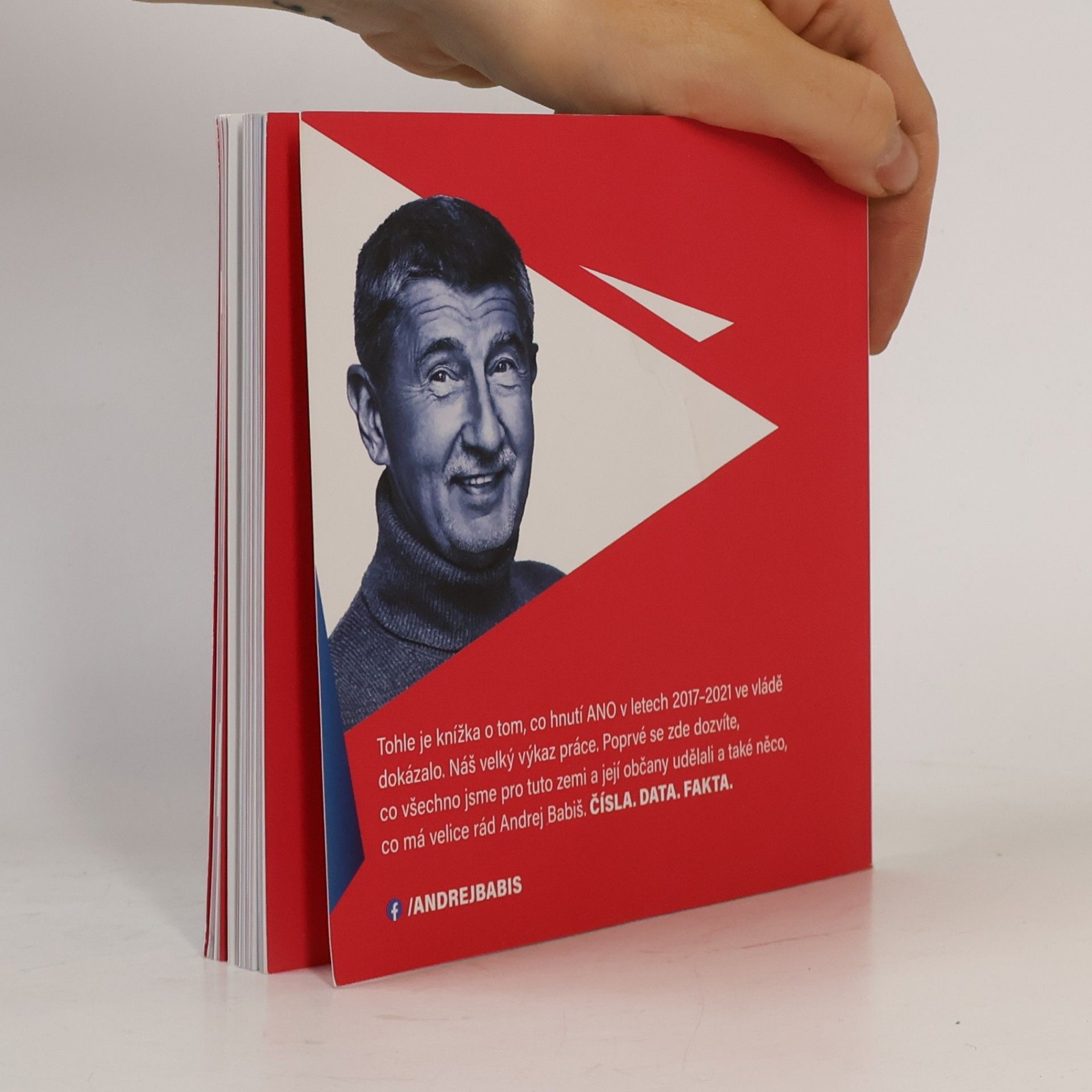 AA.VV. Může za to Babiš a jeho vláda
