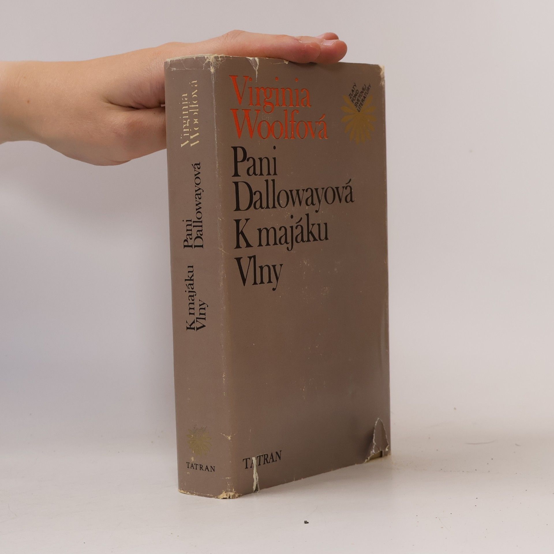 Virginia Woolf Pani Dallowayová. K majáku. Vlny