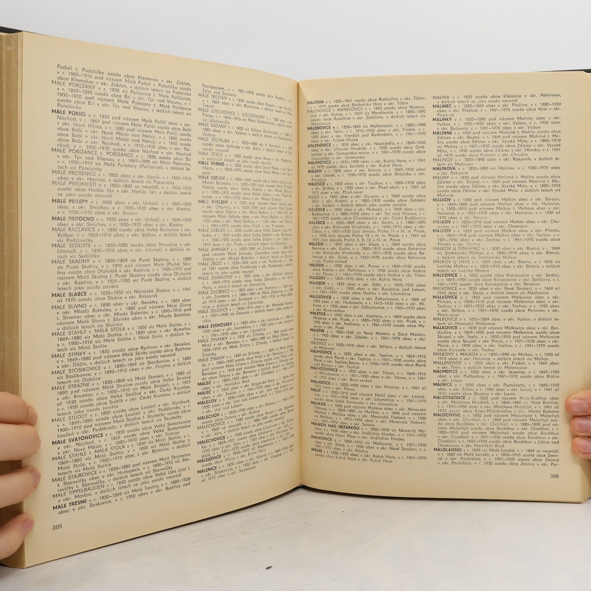 Václav Davídek Retrospektivní lexikon obcí ČSSR 1850-1970. II. díl. 1. svazek