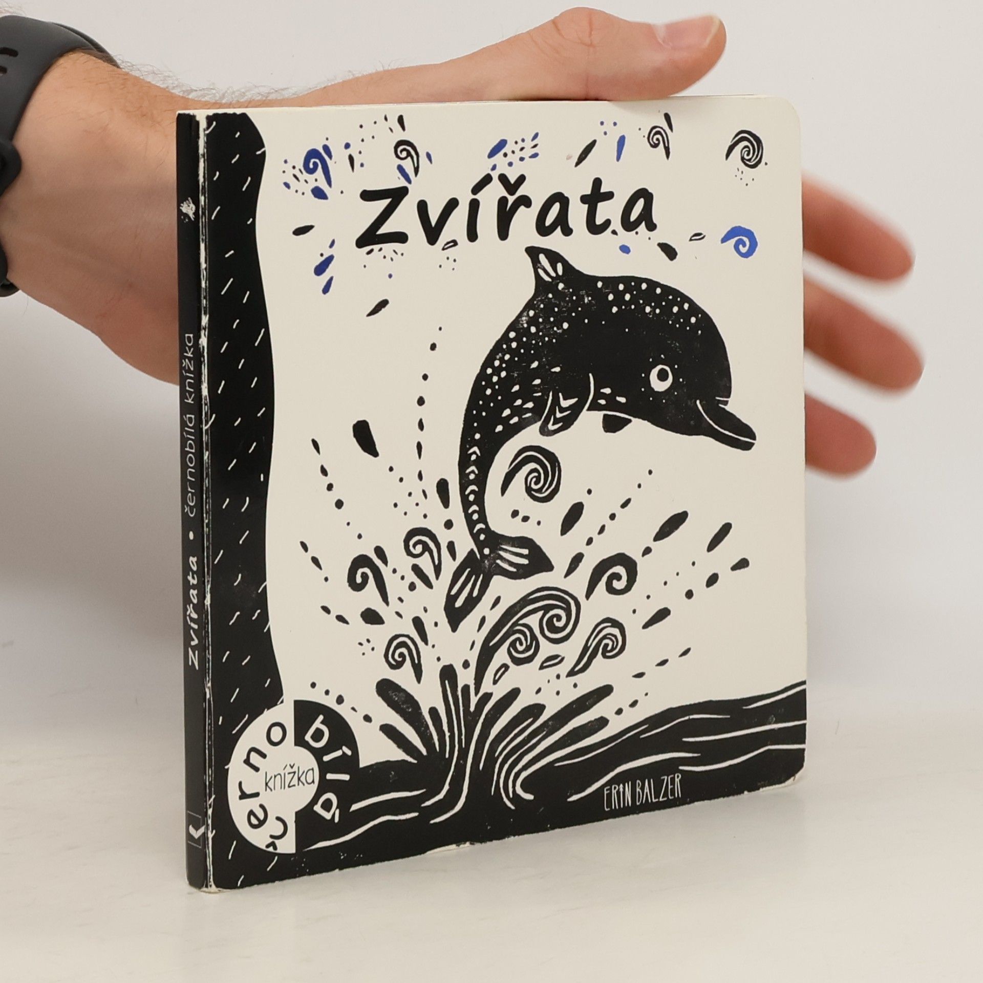 Erin Balzer Zvířata : černobílá knížka