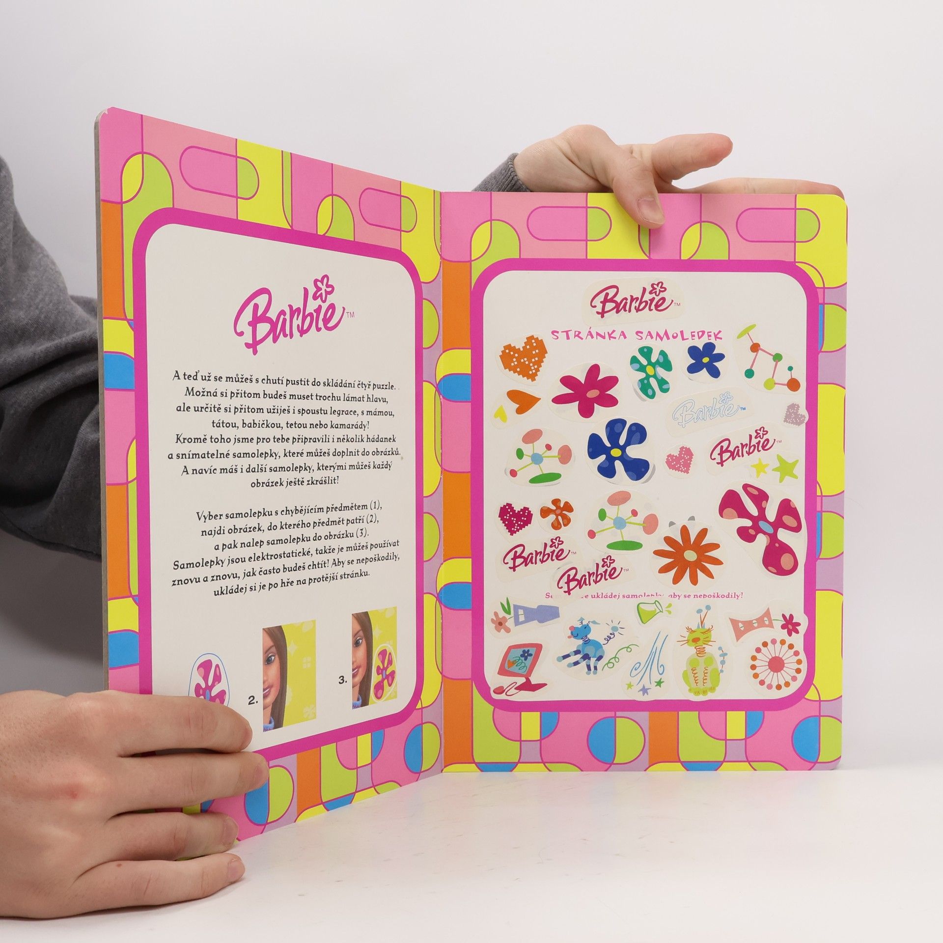 Various authors Kniha puzzle s hádankami a snímatelnými samolepkami : rozvíjej svou představivost