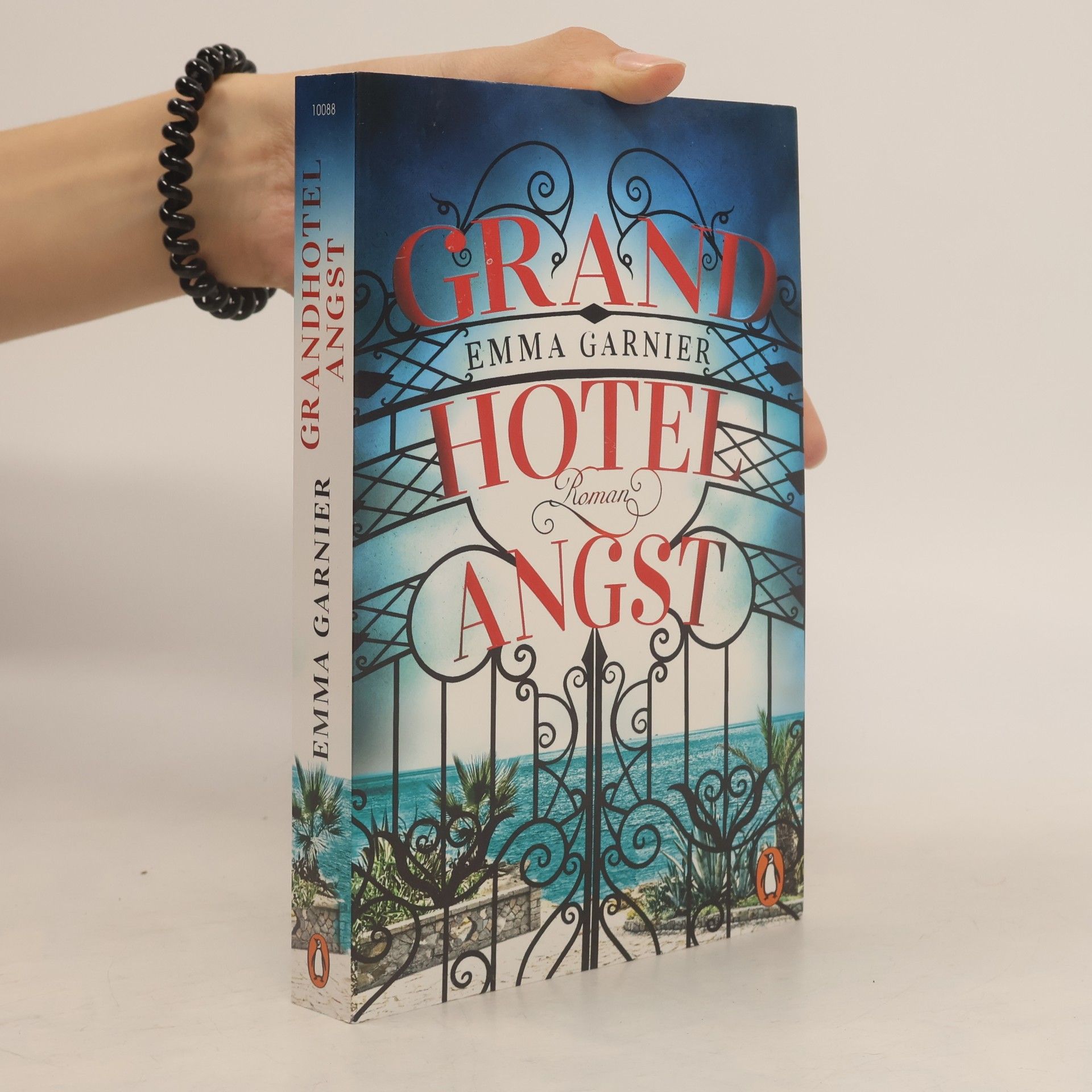 Emma Garnier Grandhotel Angst