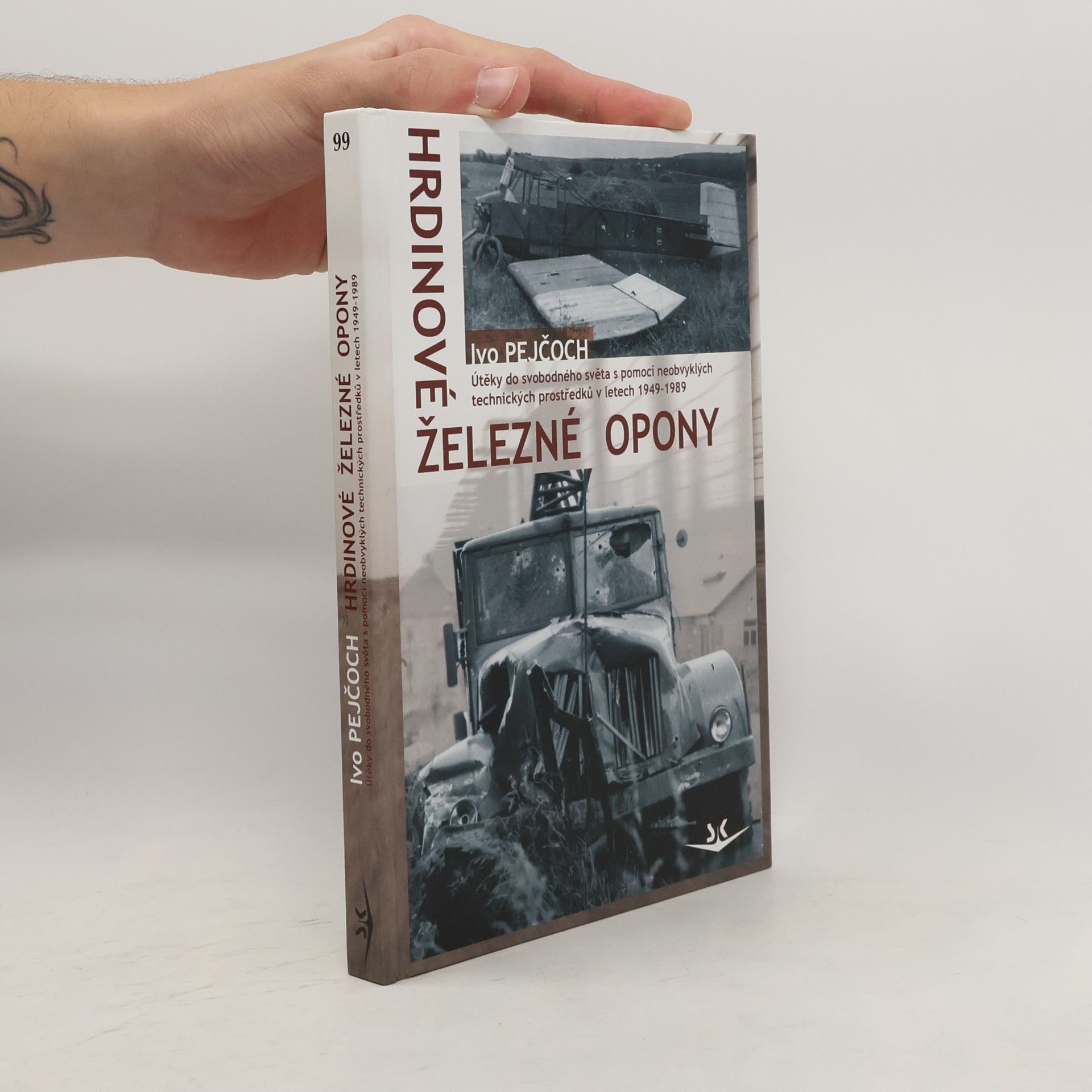 Hrdinové železné opony