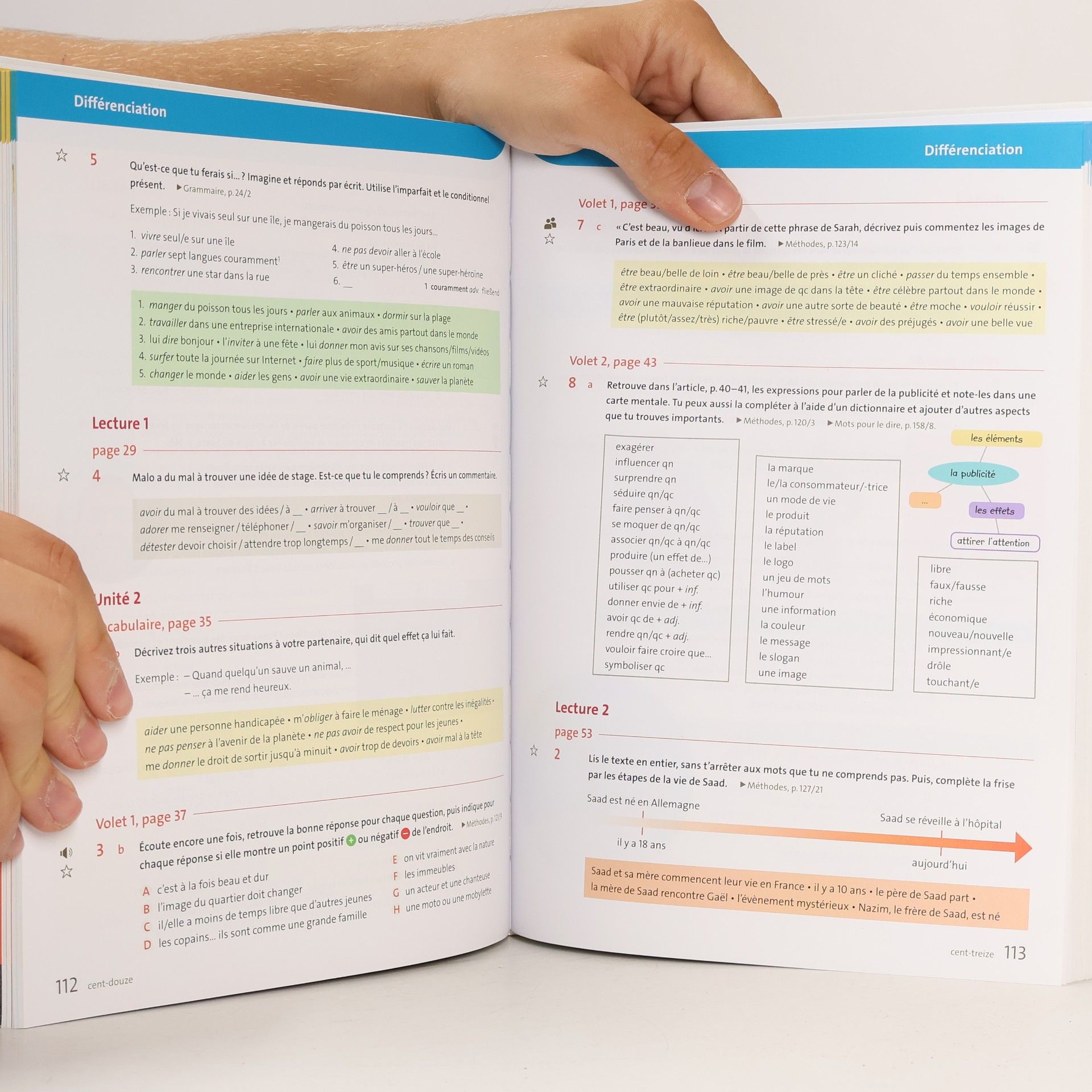 Autorenkollektiv À plus ! 1. und 2. Fremdsprache. Band 4 - Schülerbuch mit Audios und Videos