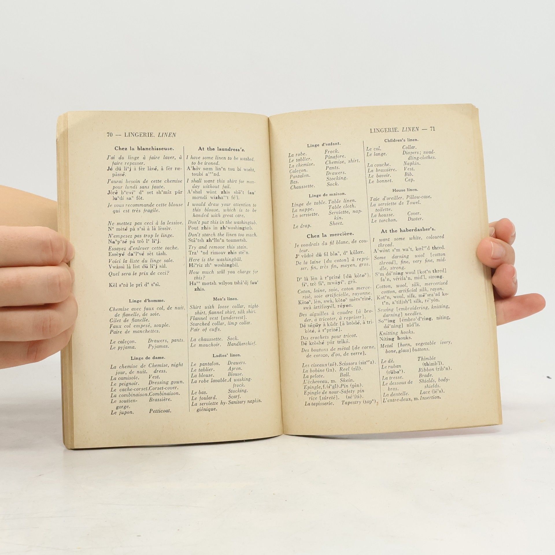 Louis Chaffurin Guide Interprète Interpreter & Guide Larousse