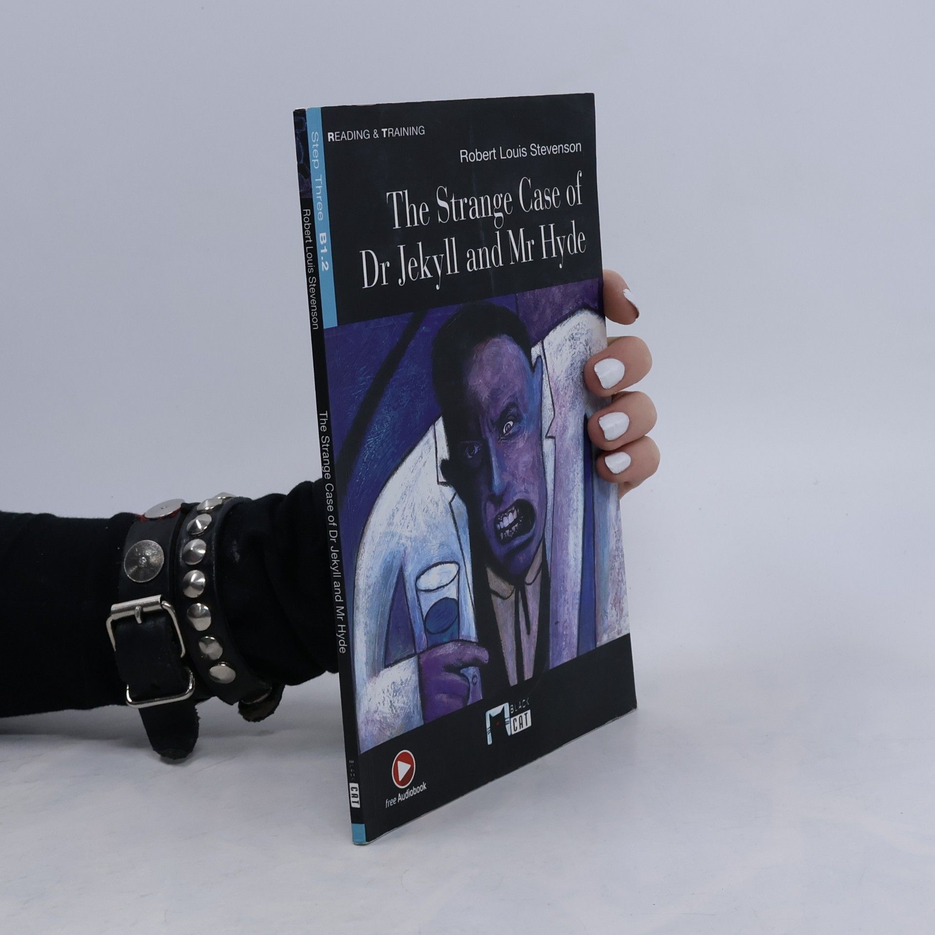 Cideb Editrice S.R.L. Reading & Training - Step Three B1.2: The Strange Case of Dr. Jekyll and Mr. Hyde, ESO y Bachillerato. Material Auxiliar