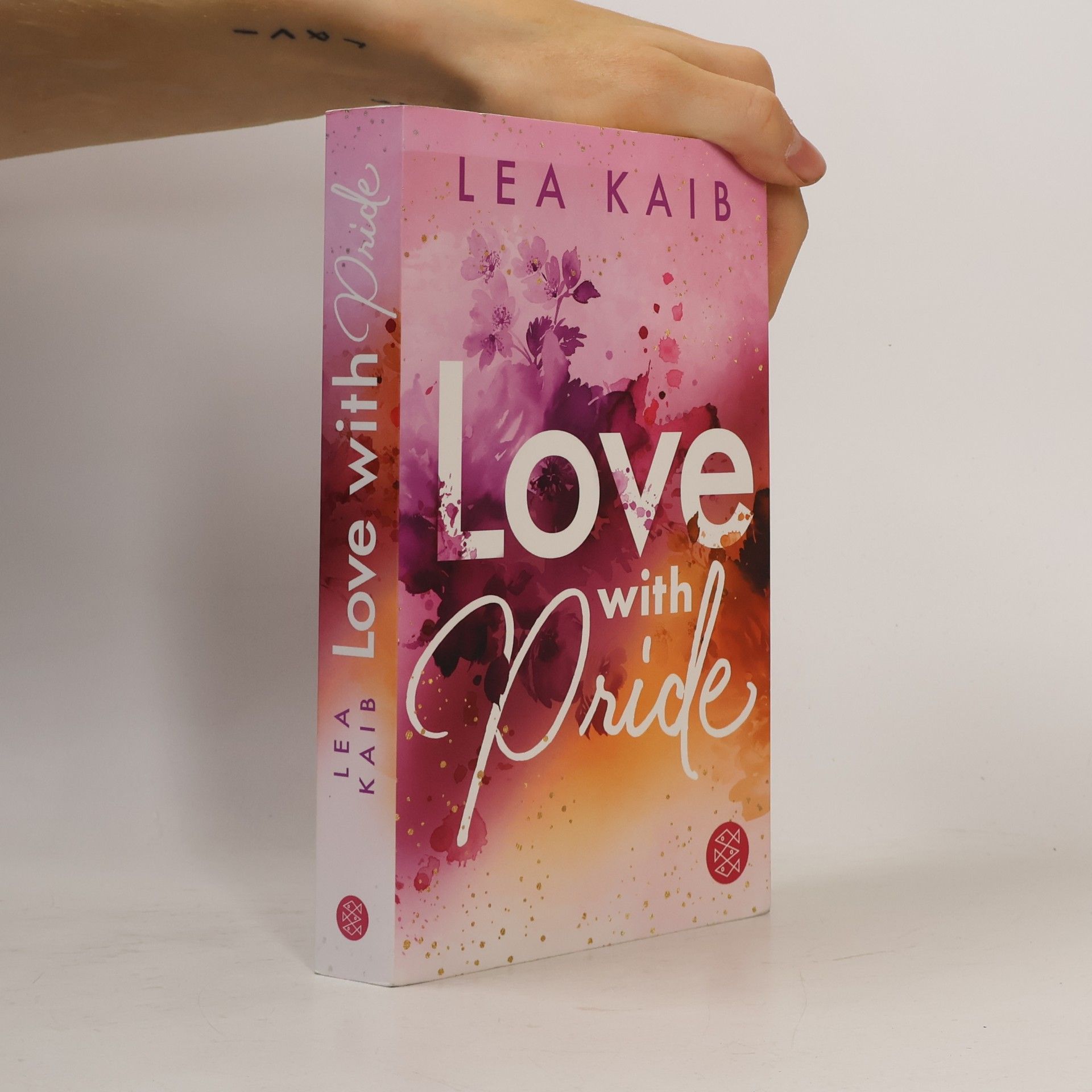 Lea Kaib Love with Pride