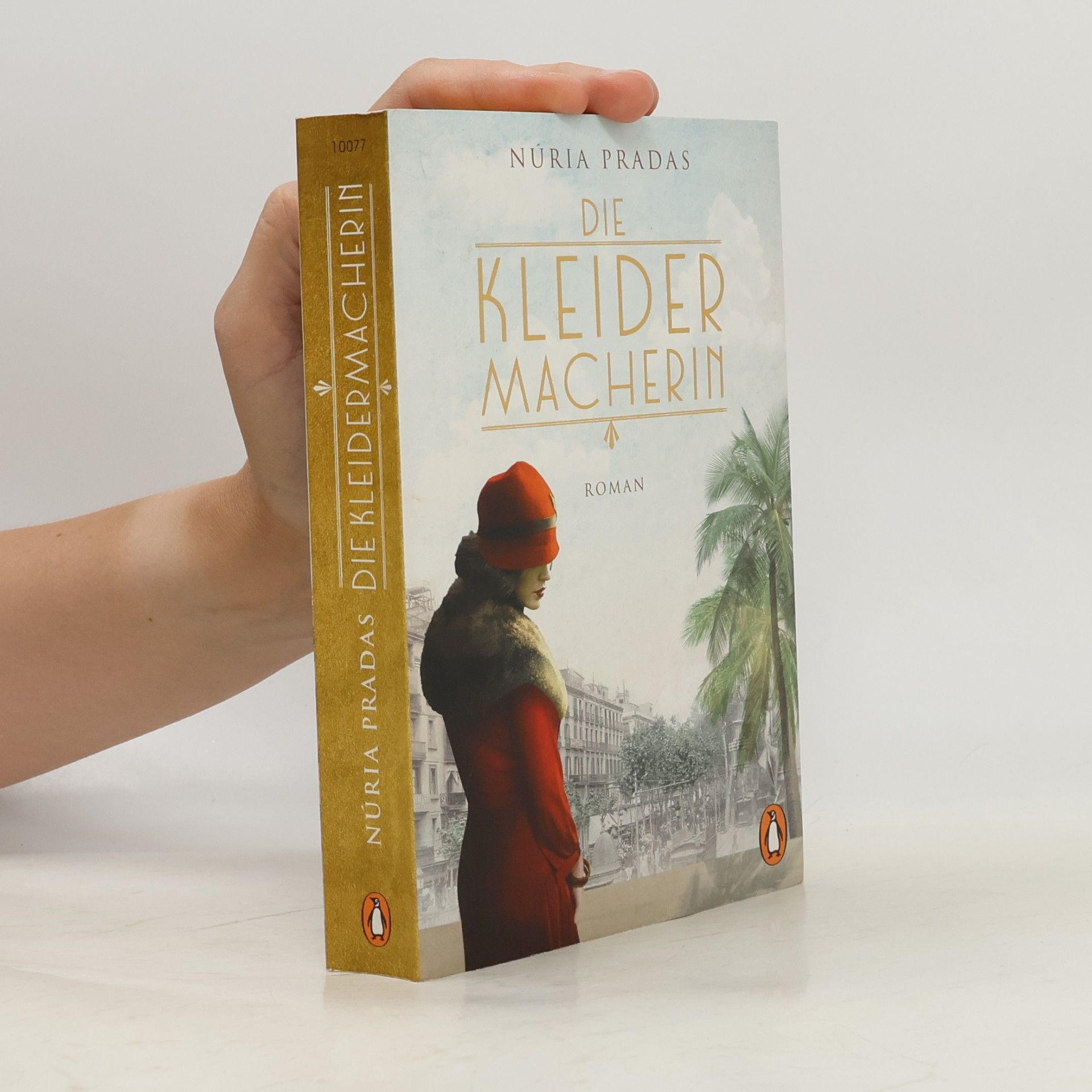 Núria Pradas Die Kleidermacherin