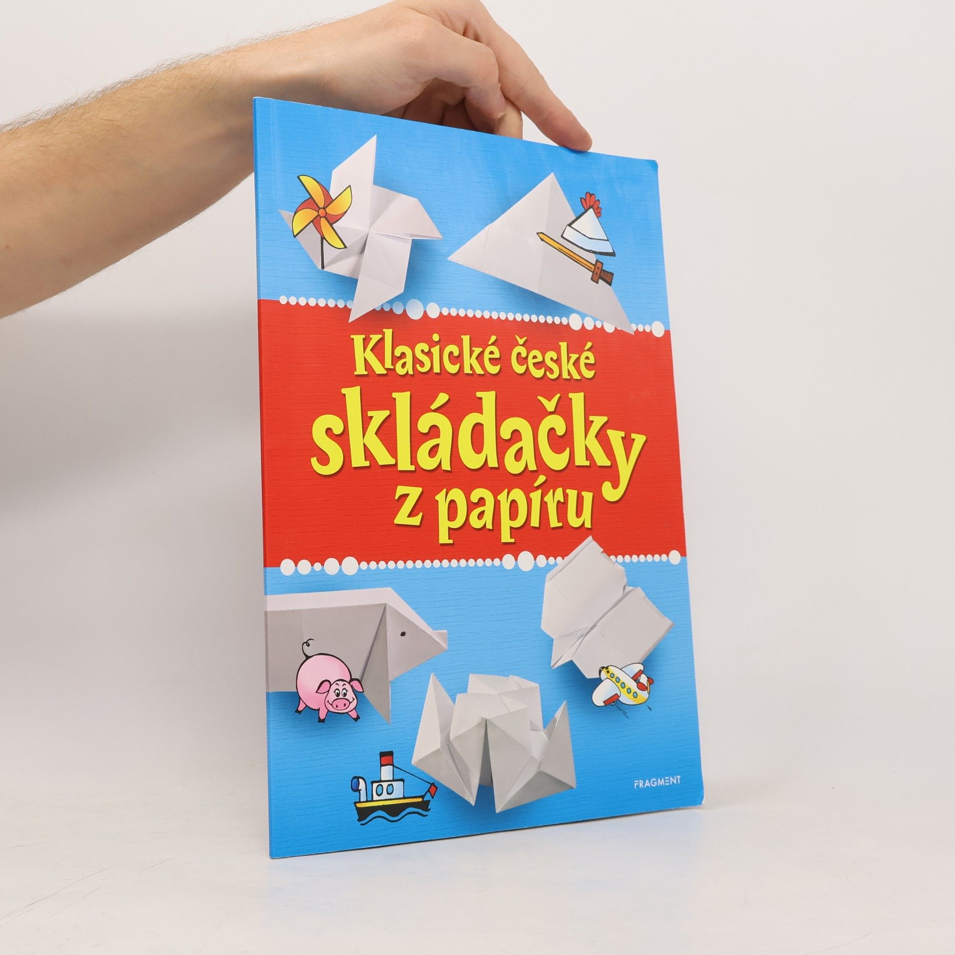autora nemá Klasické české skládačky z papíru