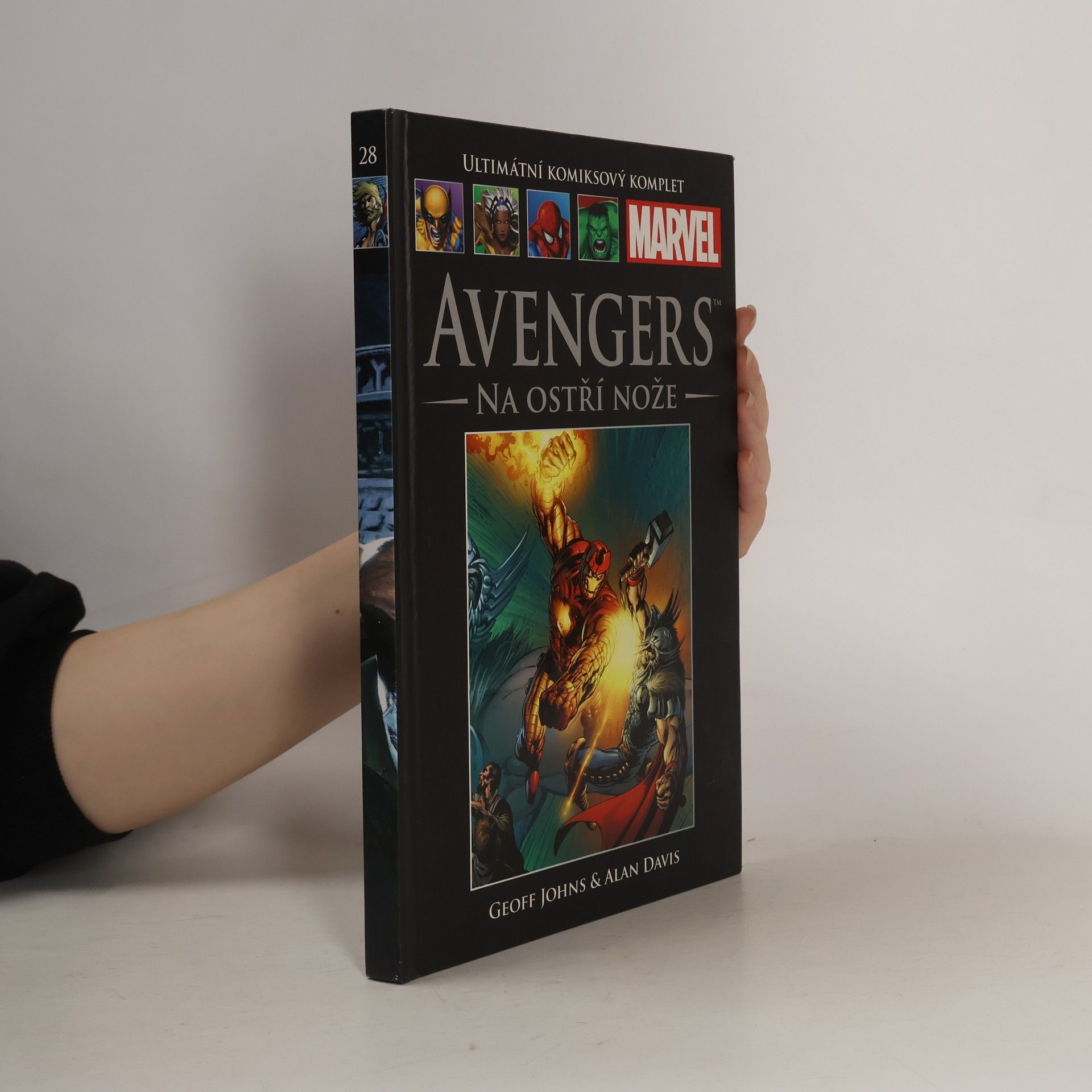 Alan Davis Ultimátní komiksový komplet 28. Avengers. Na ostří nože