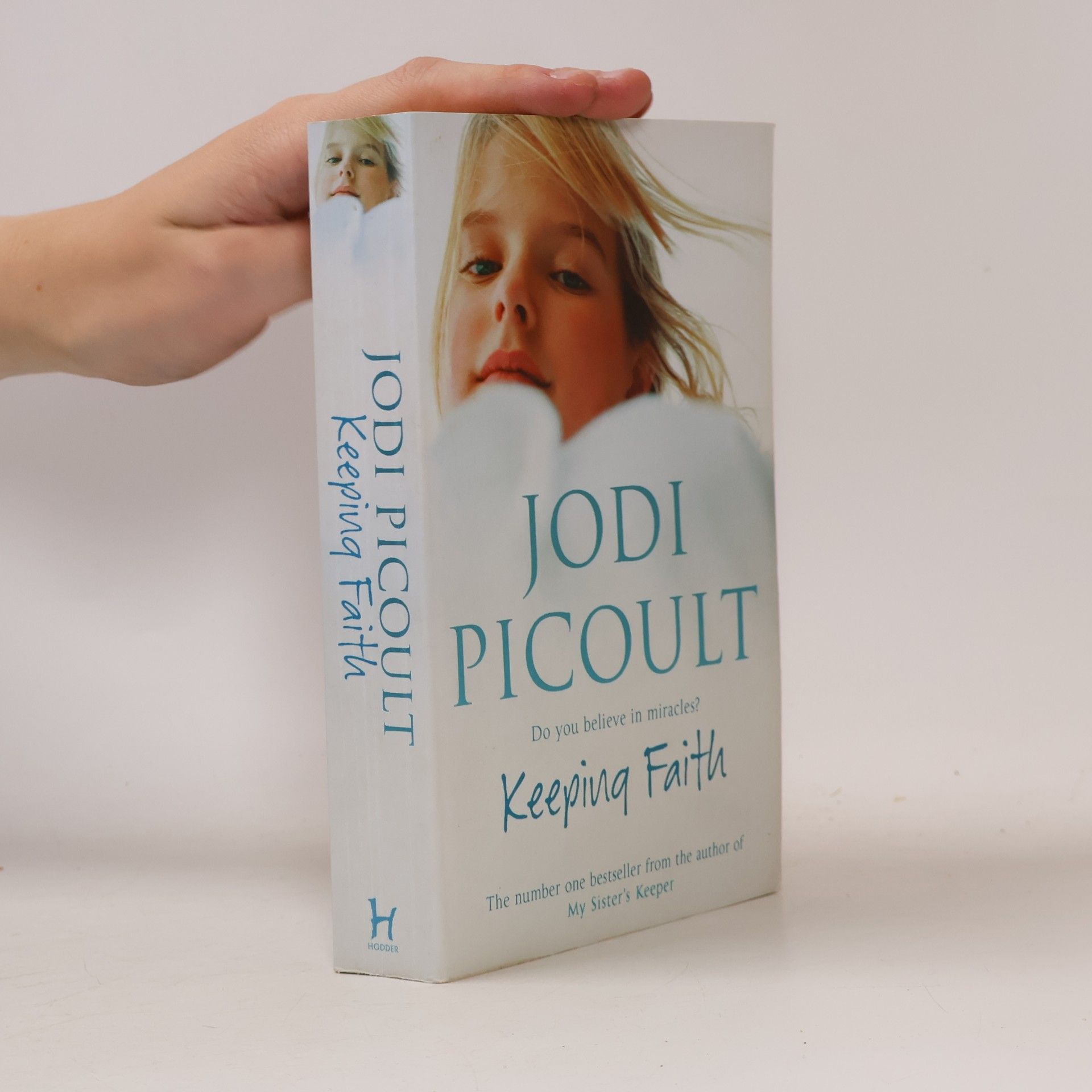 Jodi Picoult Keeping faith