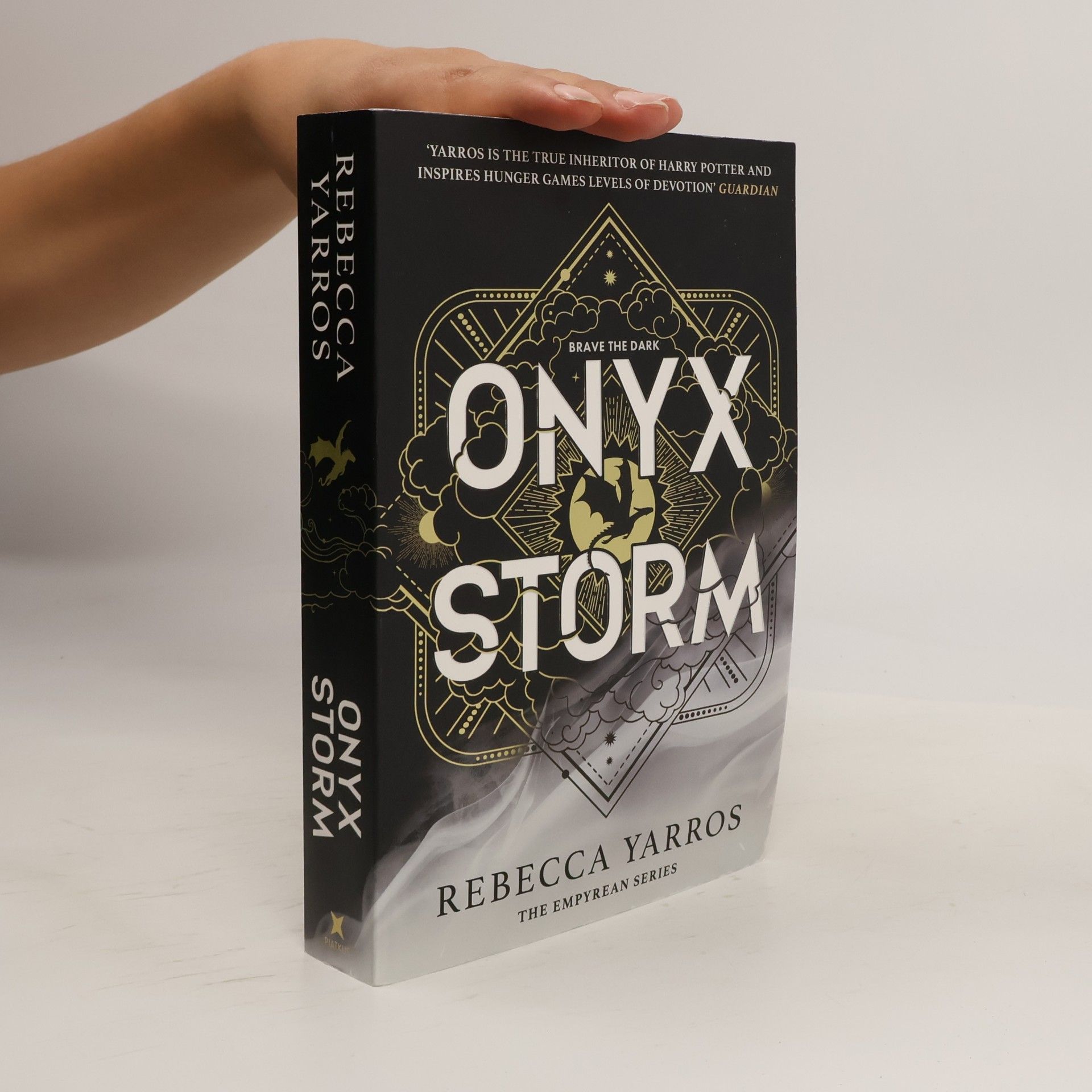 Rebecca Yarros Onyx Storm