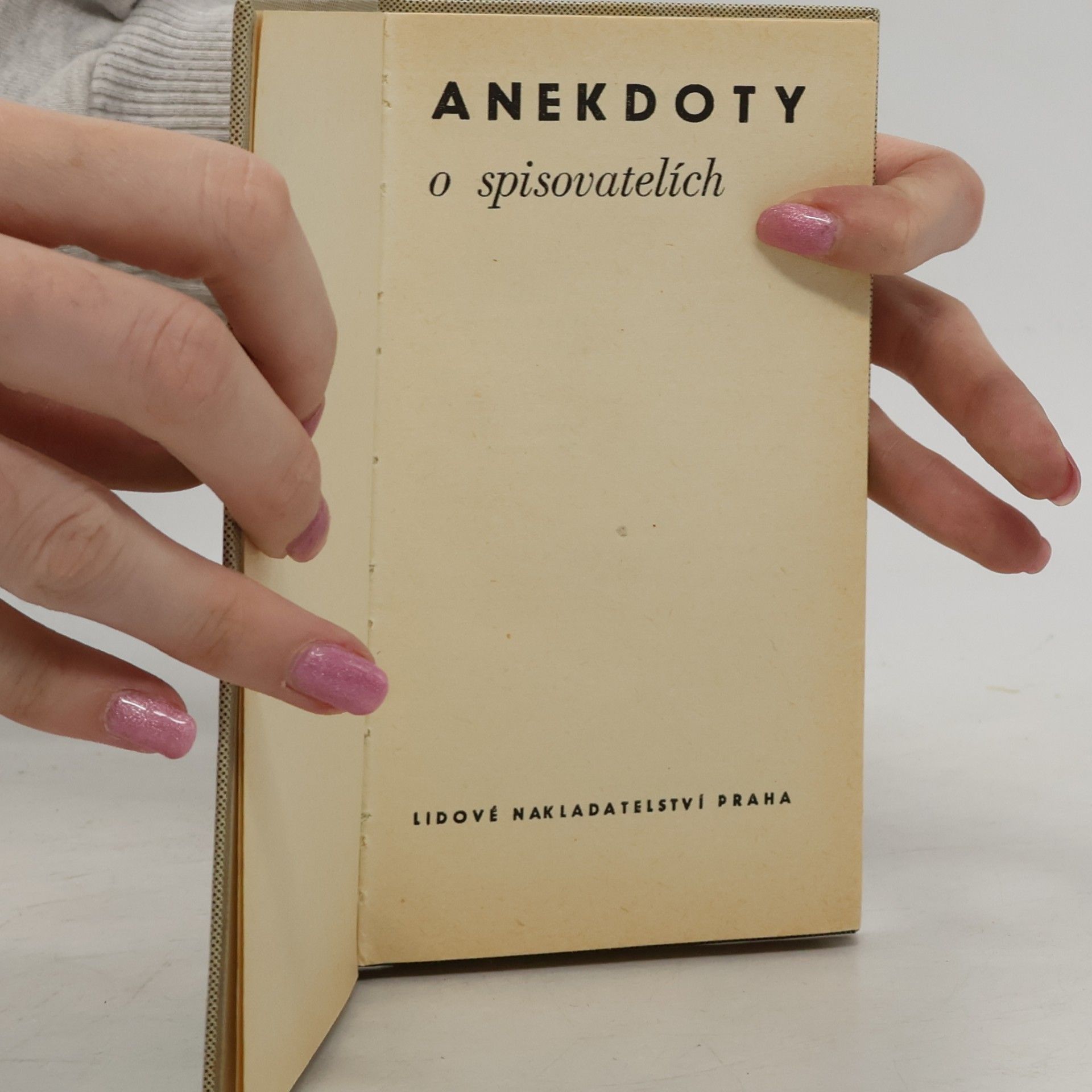 Jaroslav Thiele Anekdoty o spisovatelích