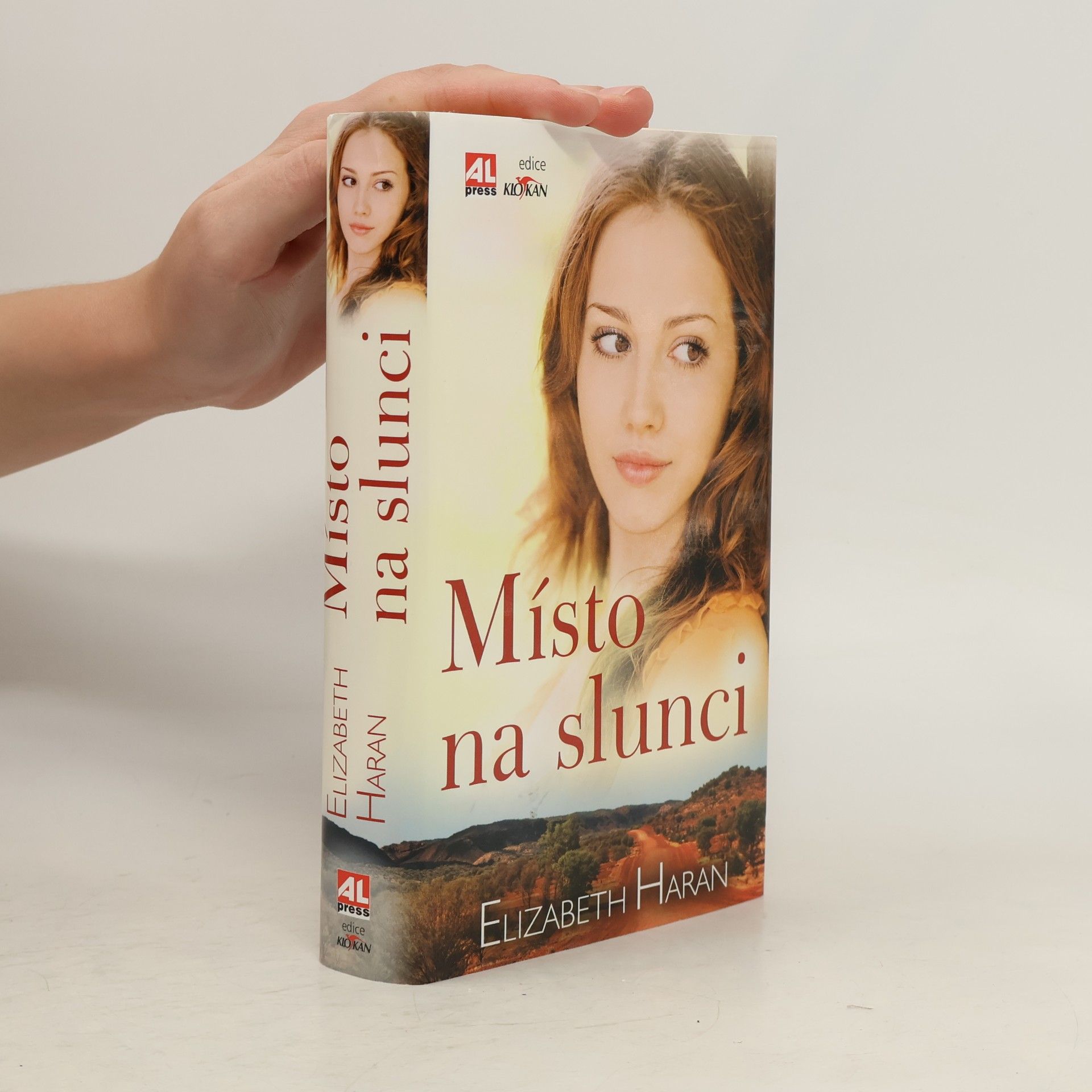 Elizabeth Haran Místo na slunci