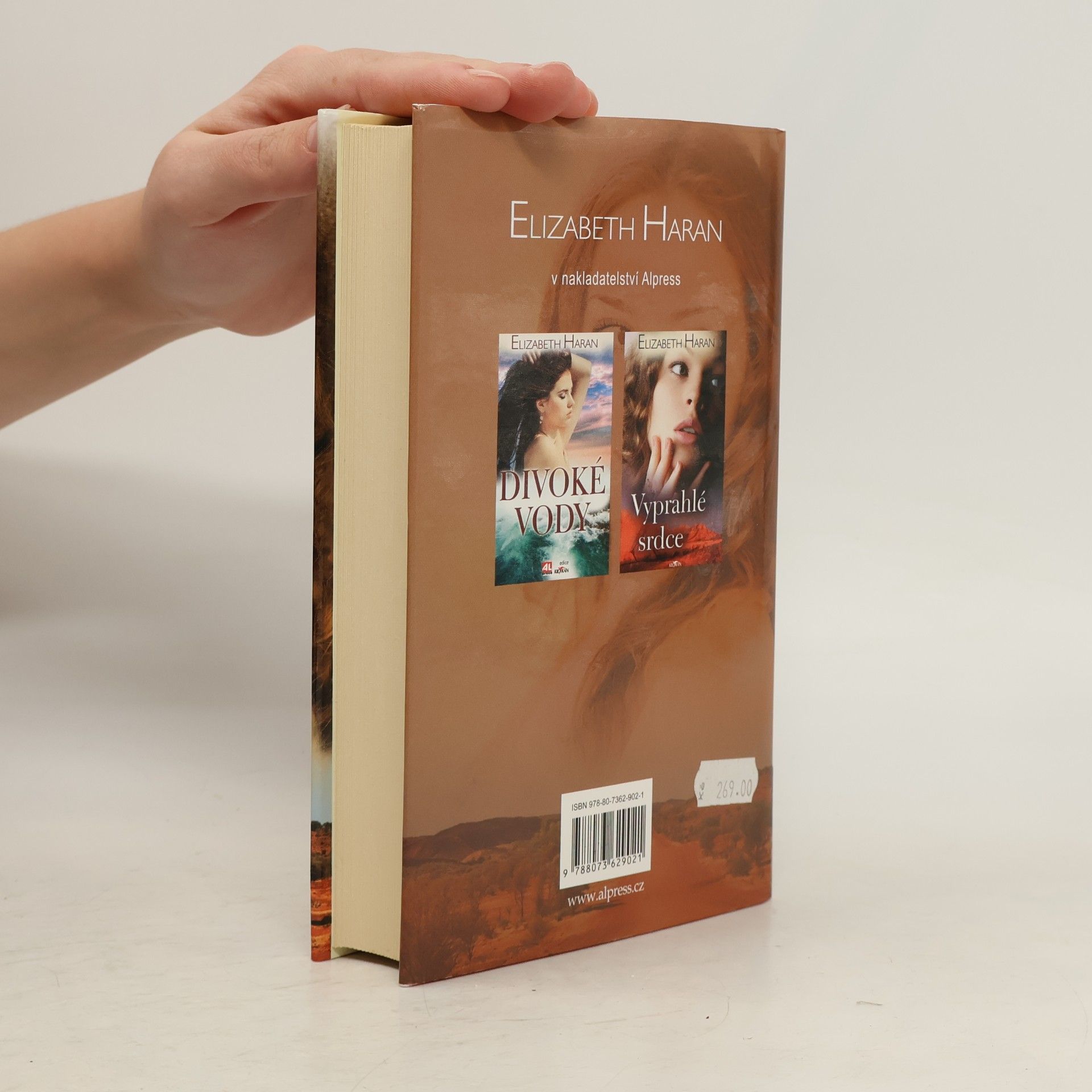 elizabeth haran Místo na slunci