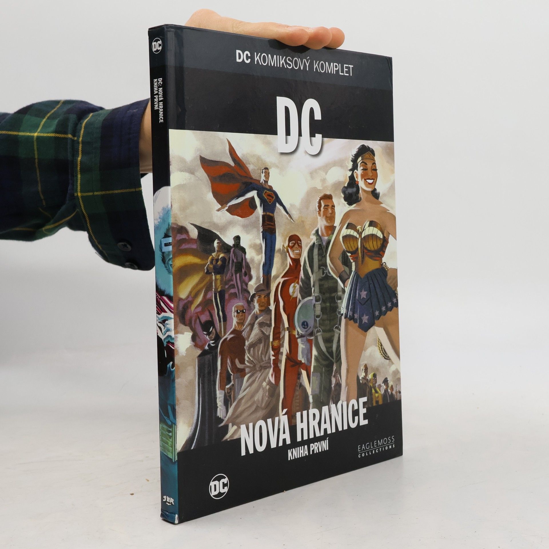 Autorenkollektiv DC. Nová hranice. Kniha první