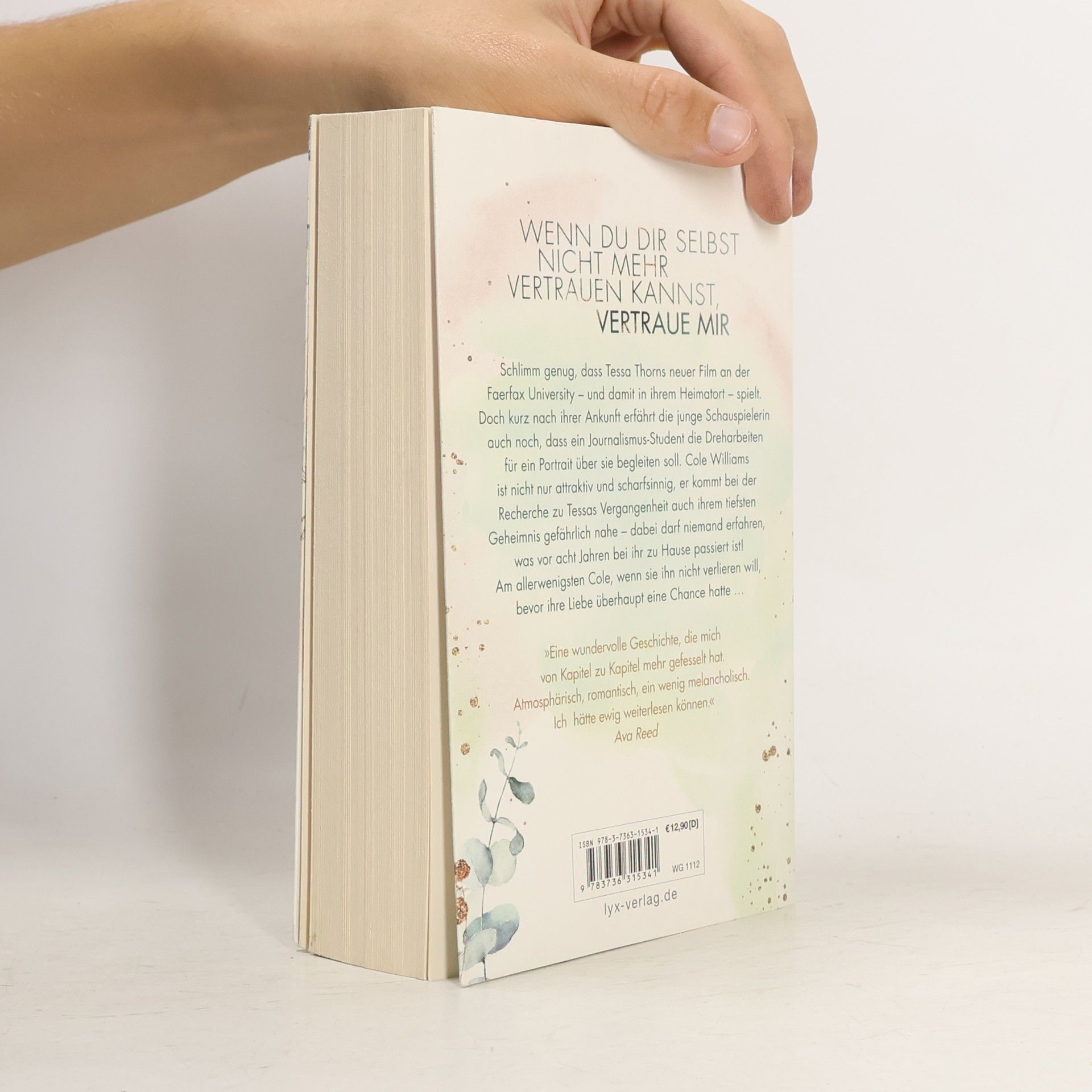 Anna Savas Keeping secrets