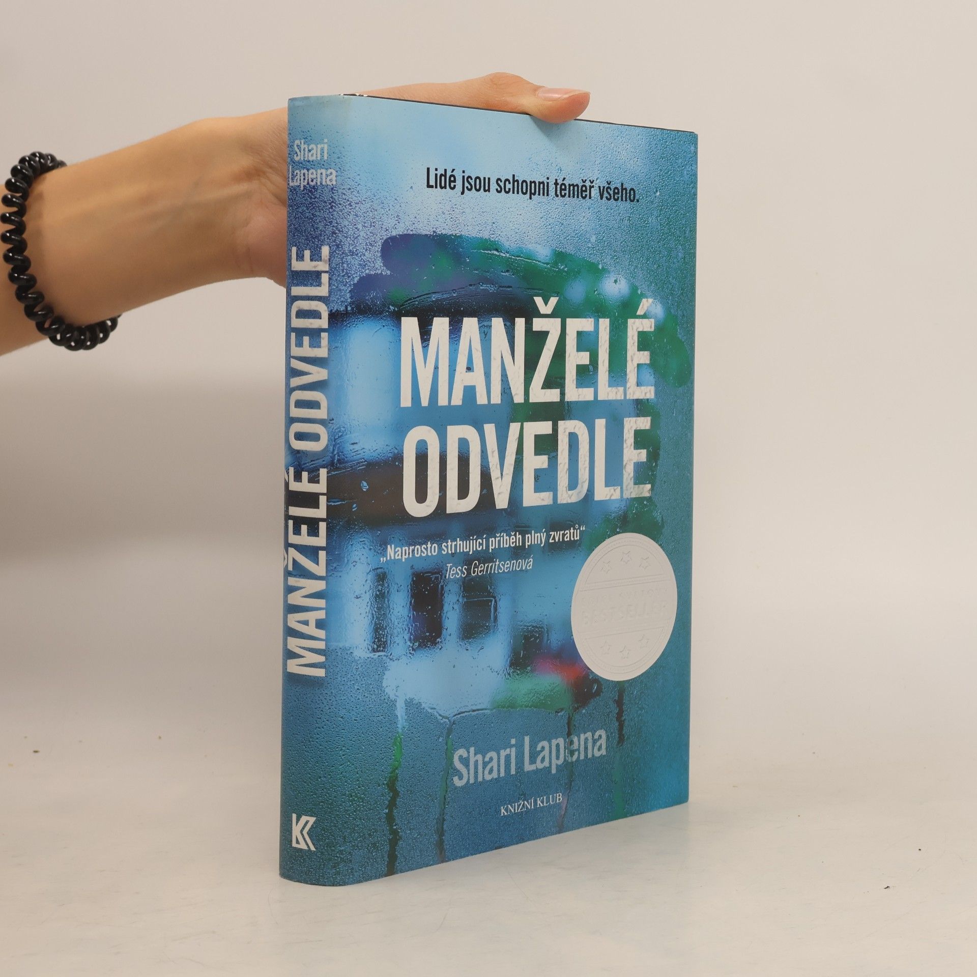 Shari Lapena Manželé odvedle