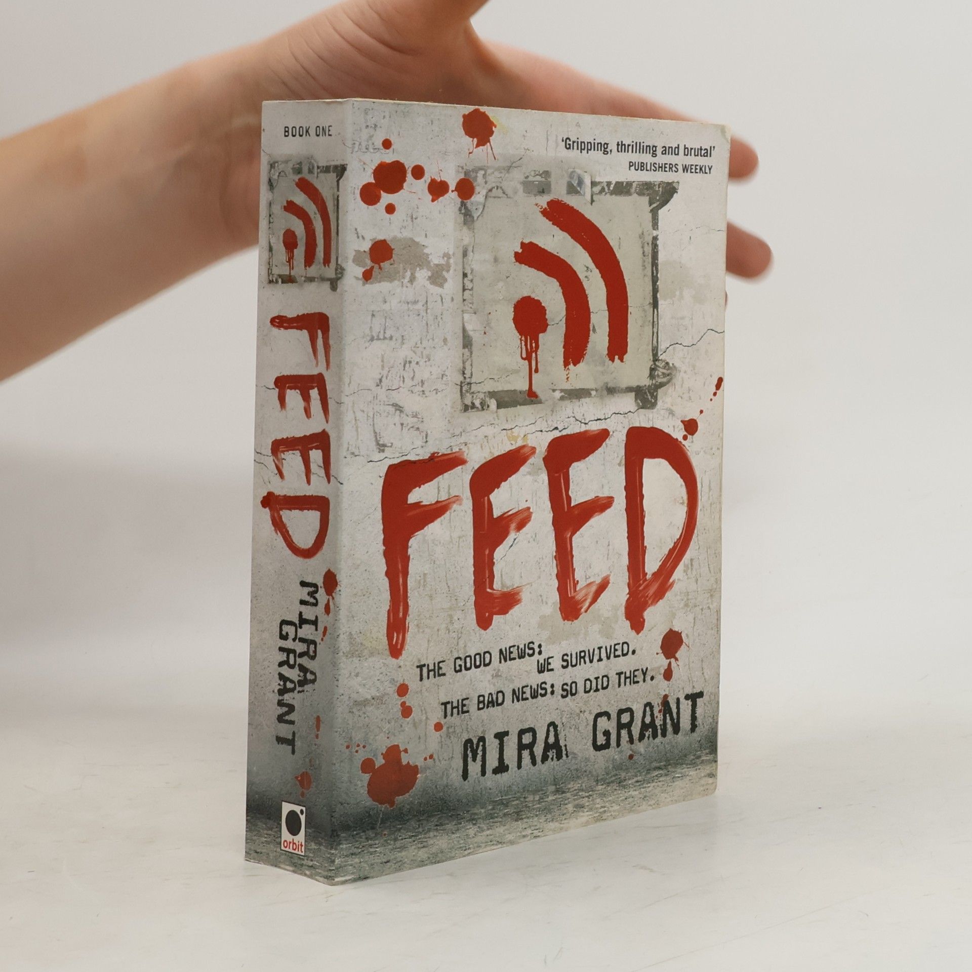 Seanan McGuire Feed