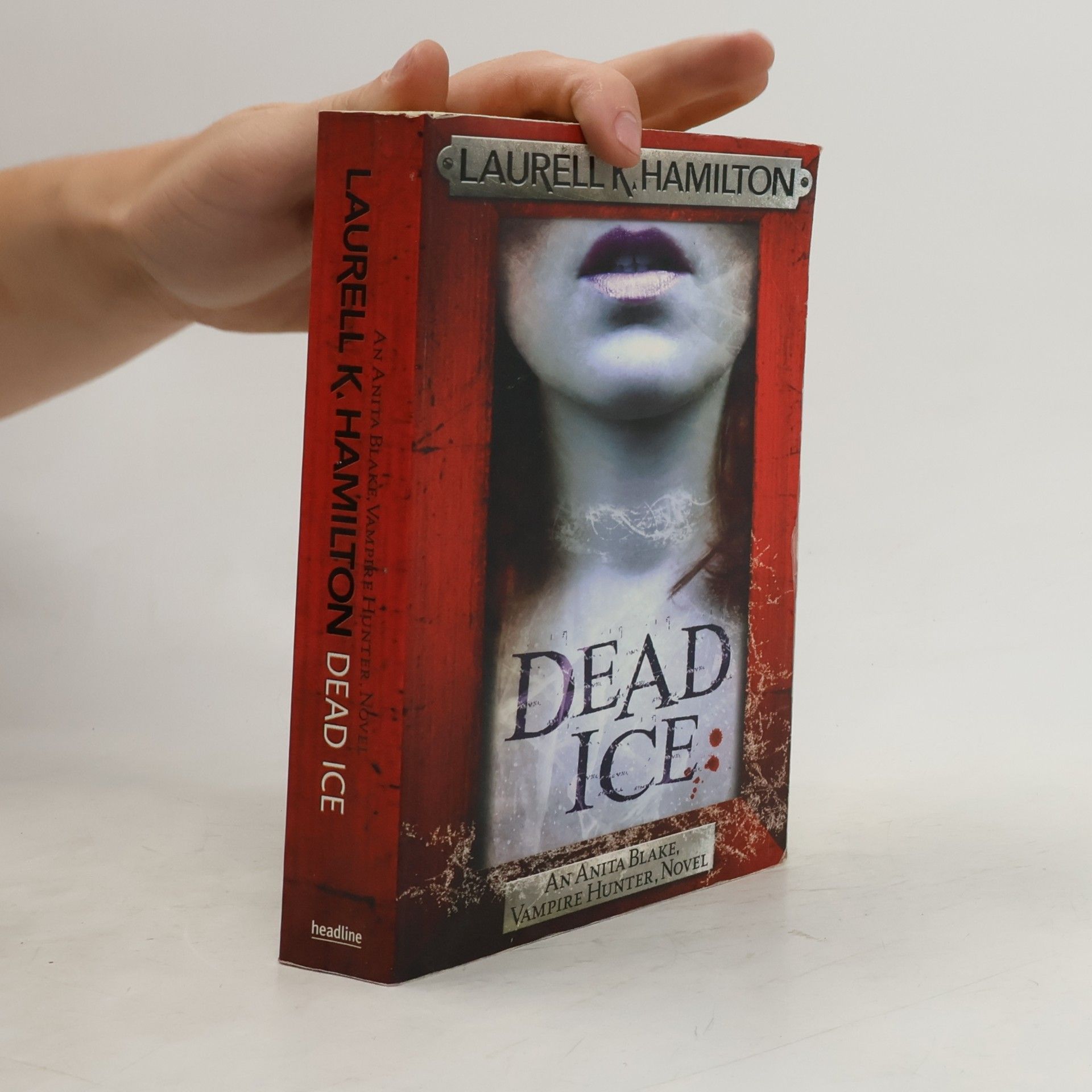 Laurell K. Hamilton Dead Ice