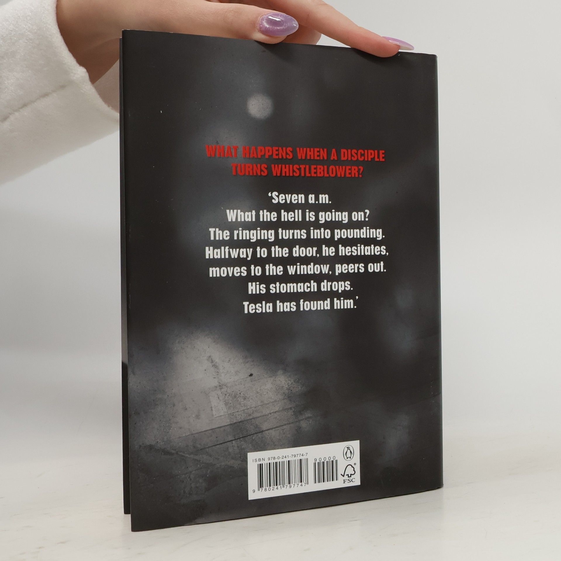 Sönke Iwersen The Tesla Files: The Definitive Exposé of the World's Most Powerful Businessman and the Rise and Fall of His Empire