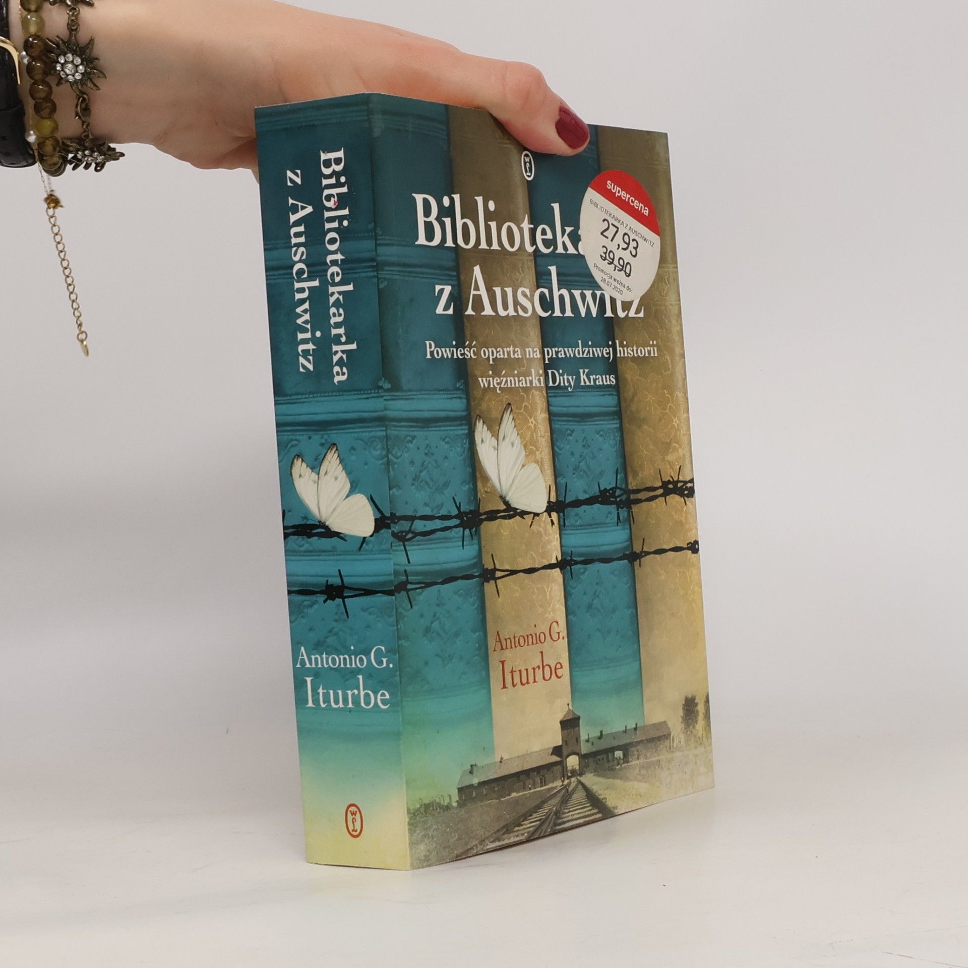Antonio Iturbe Bibliotekarka z Auschwitz