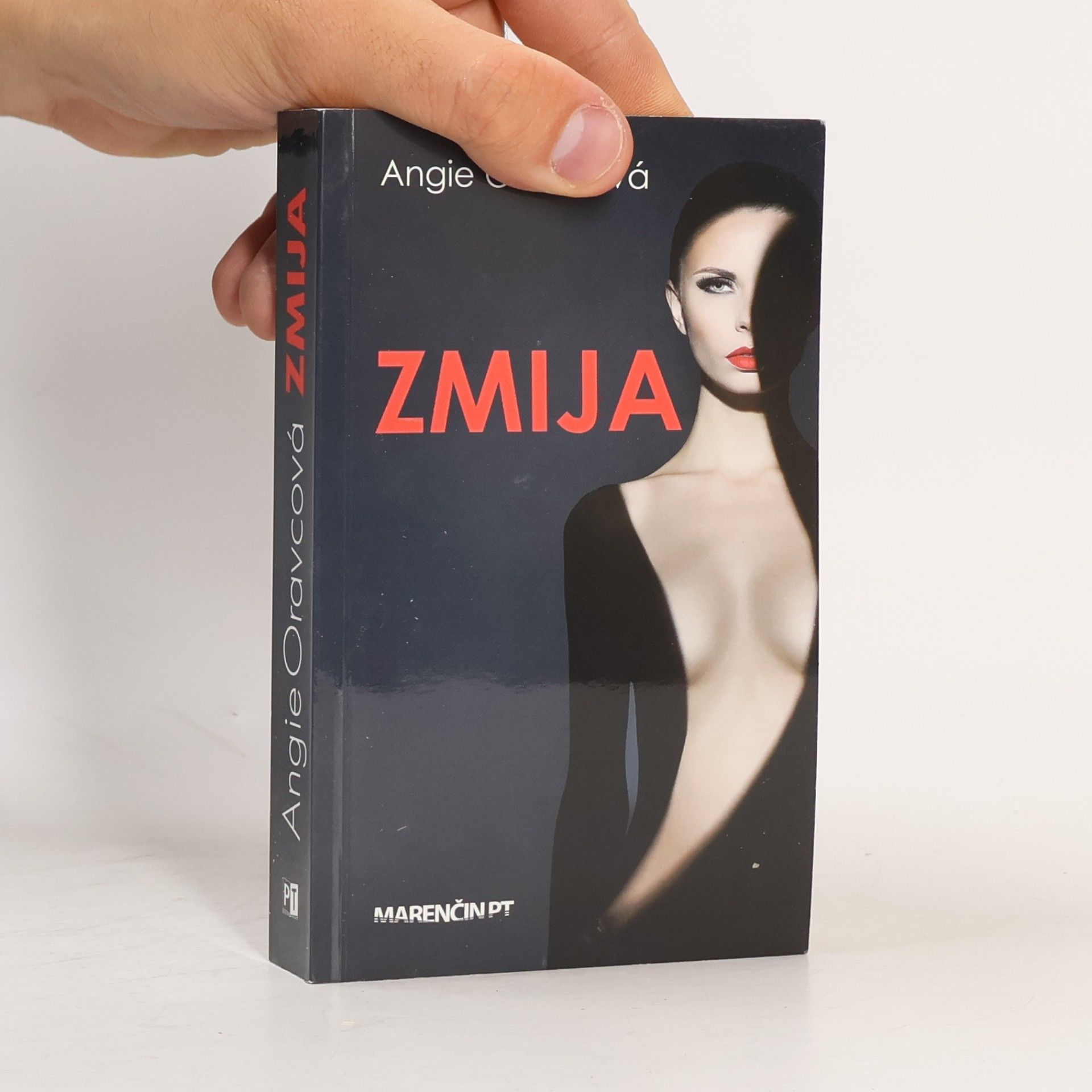 Angie Oravcová Zmija