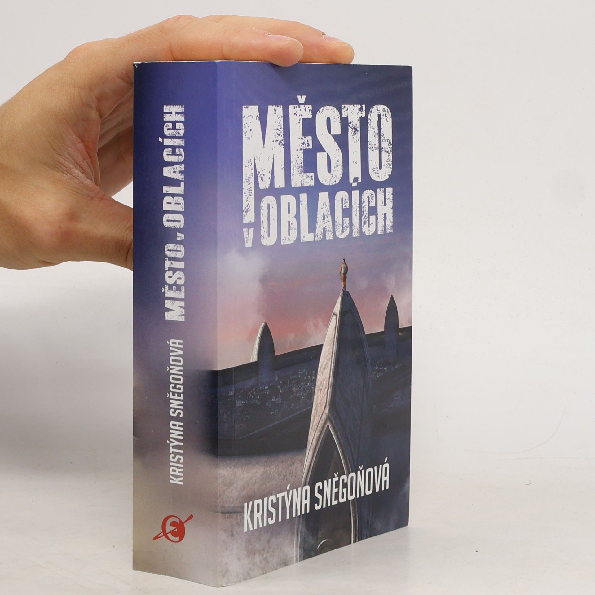 Město v oblacích