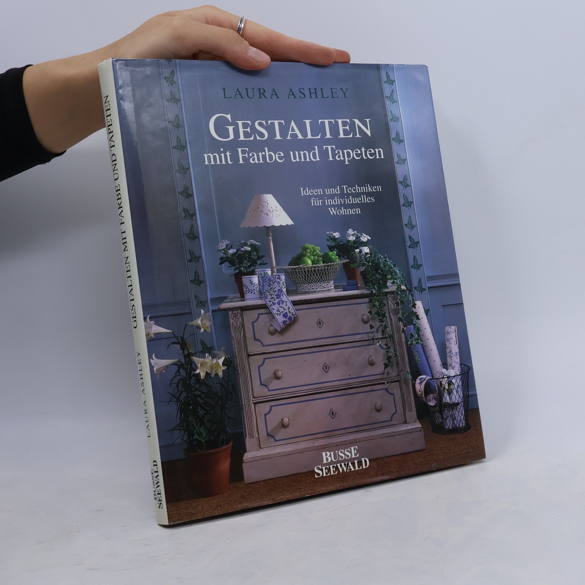 Susan Berry Laura Ashley - Gestalten mit Farbe und Tapeten