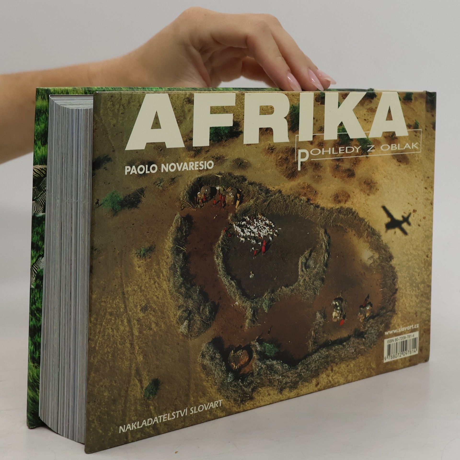 Paolo Novaresio Afrika. Pohledy z oblak
