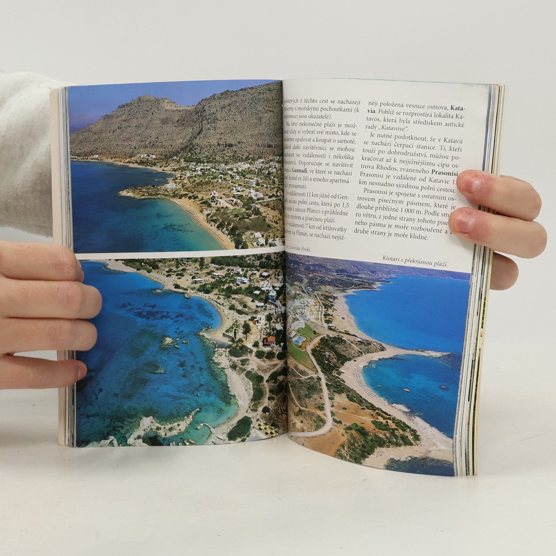 Pavlína Paschou Rhodos včera a dnes : kompletní turistický průvodce se 145 barevnými fotografiemi a mapkami