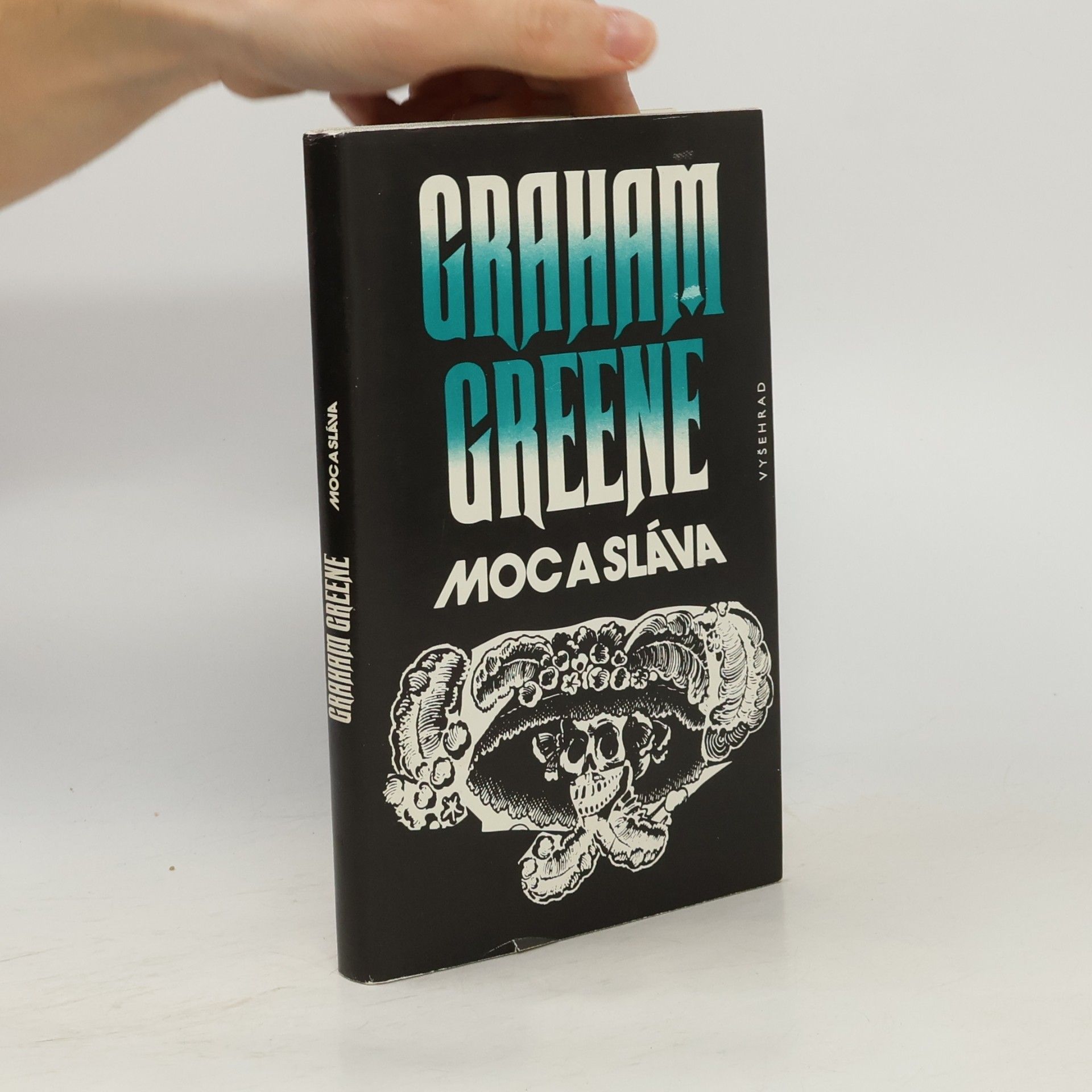 Graham Greene Moc a sláva
