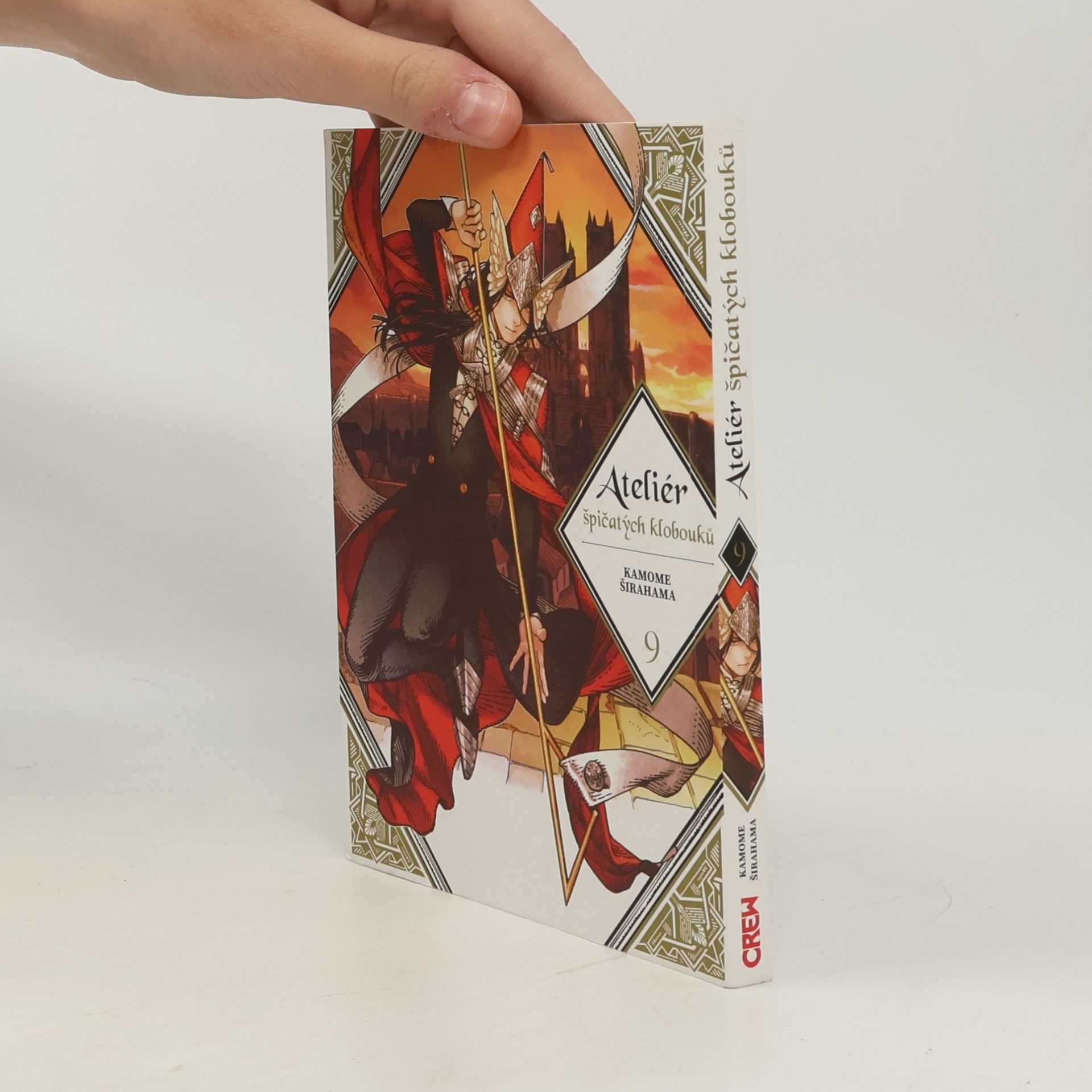 Kamome Shirahama Ateliér špičatých klobouků 9